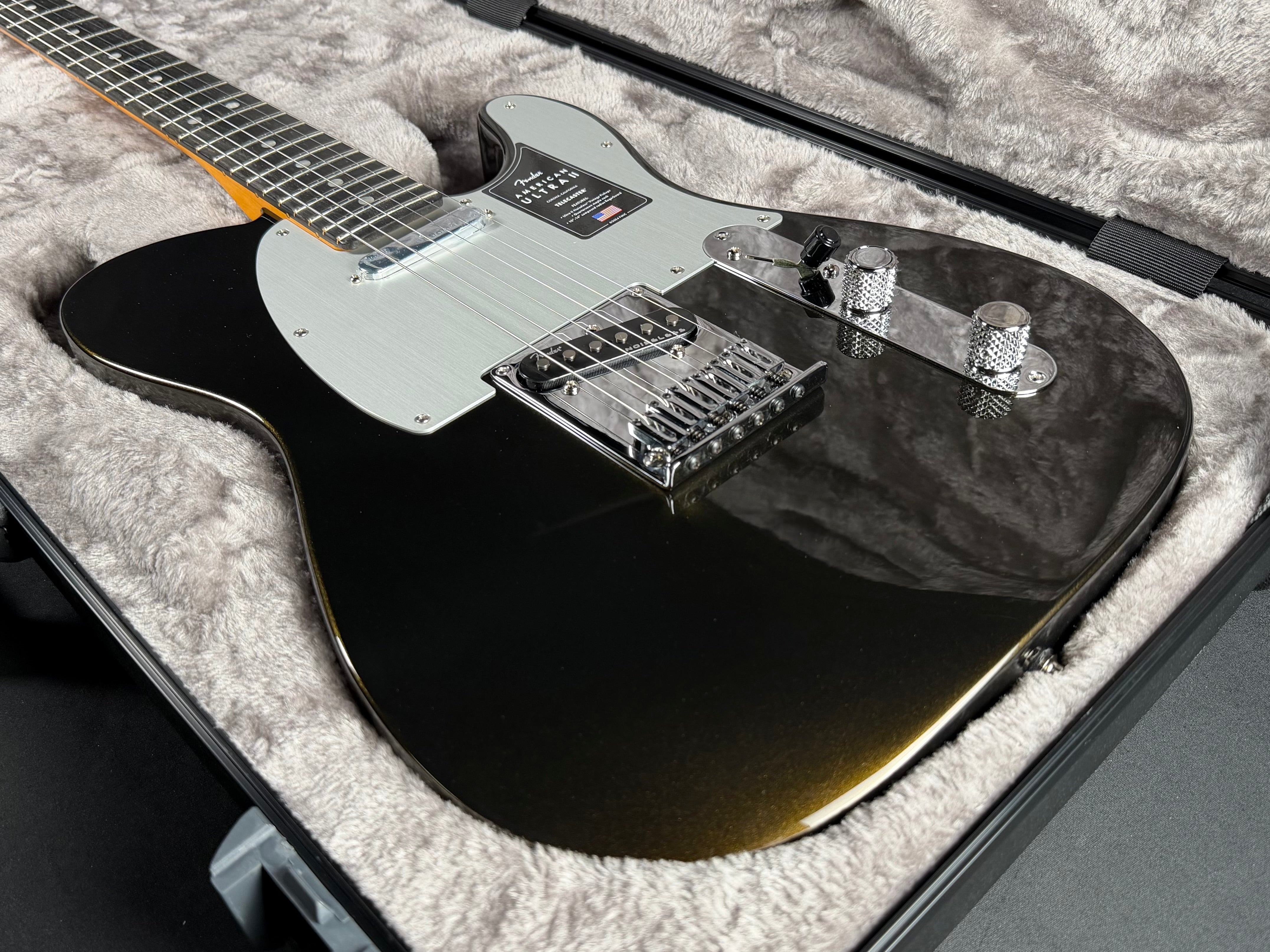 Fender American Ultra II Telecaster, Ebony - Texas Tea (2026)