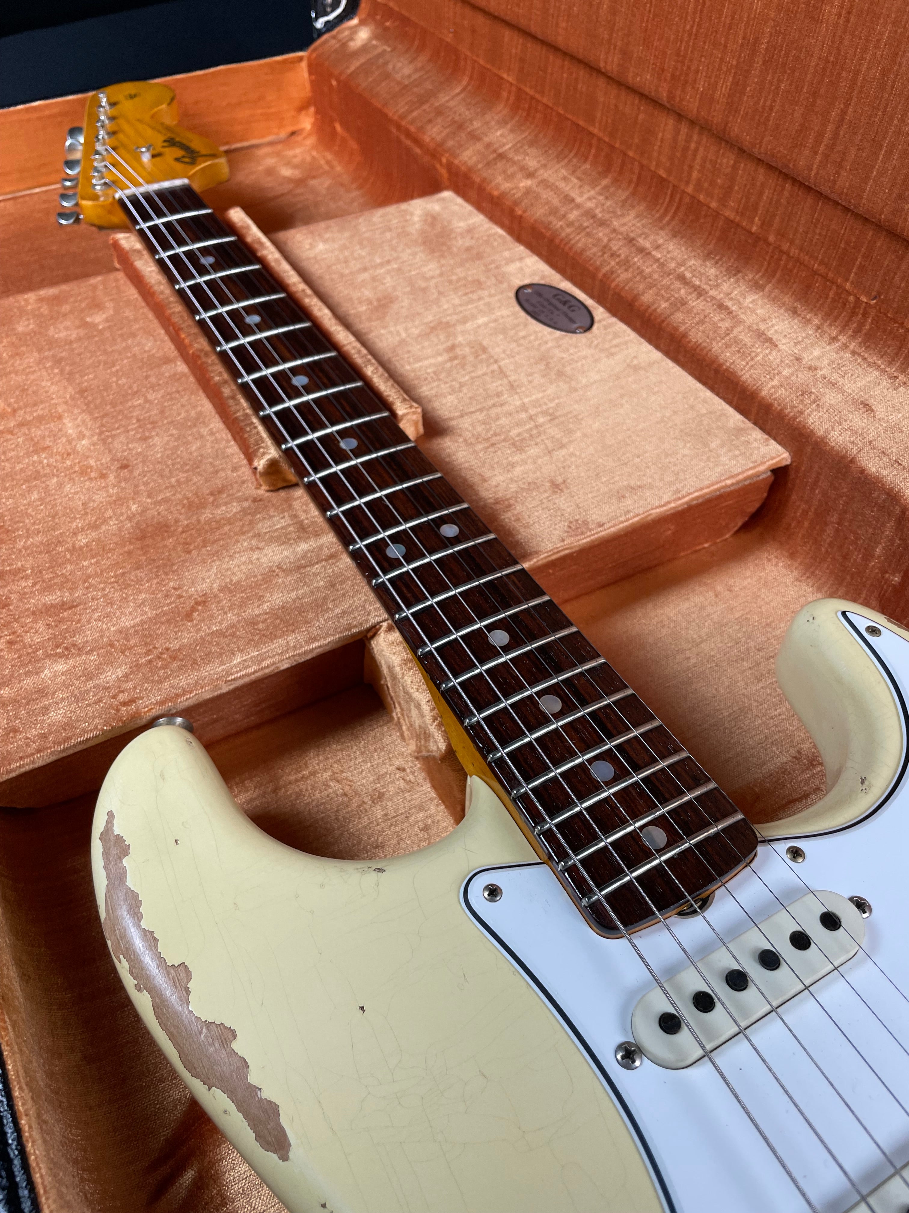 Fender Custom Shop 1967 Stratocaster Heavy Relic - Aged Vintage White