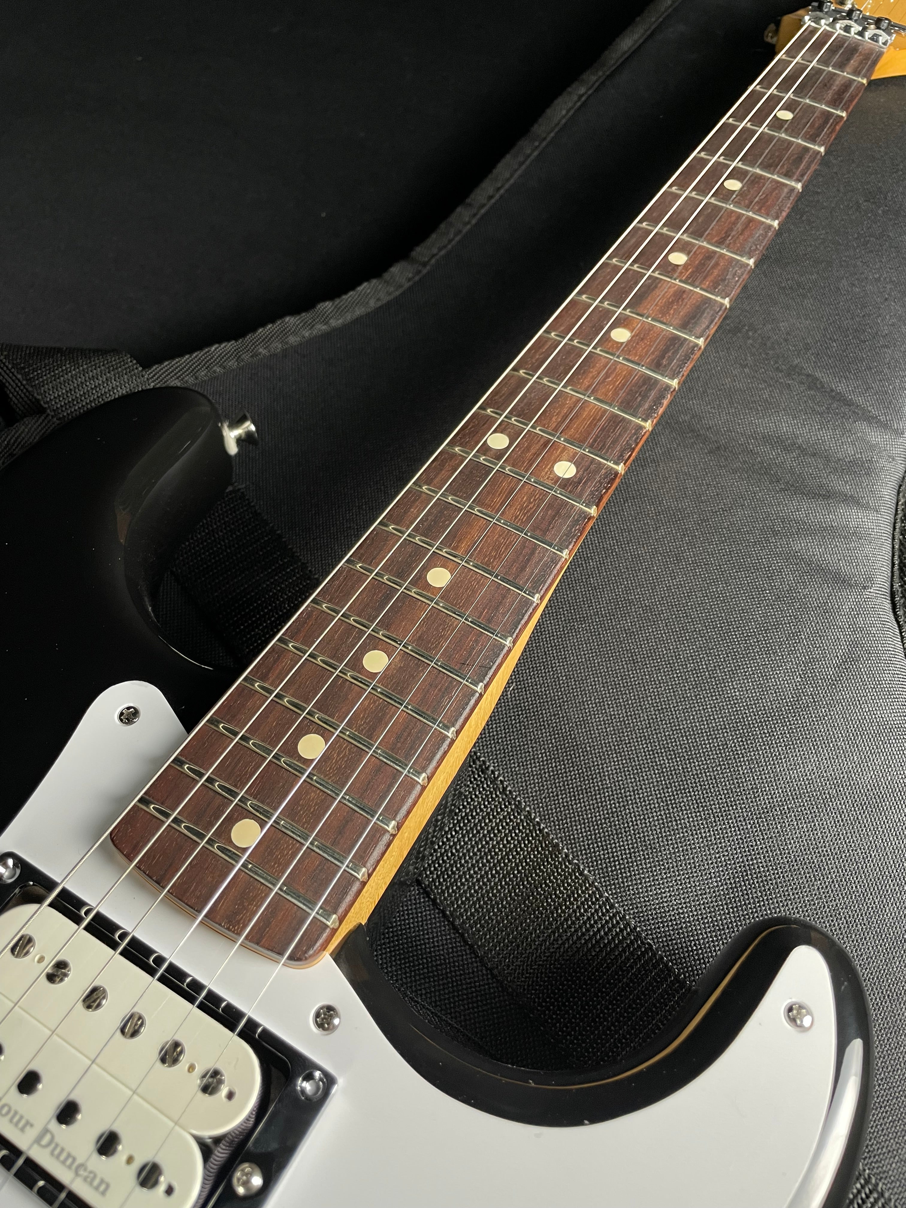 Fender Limited Edition 50th Anniversary Dave Murray Stratocaster - Black - Metronome Music Inc.