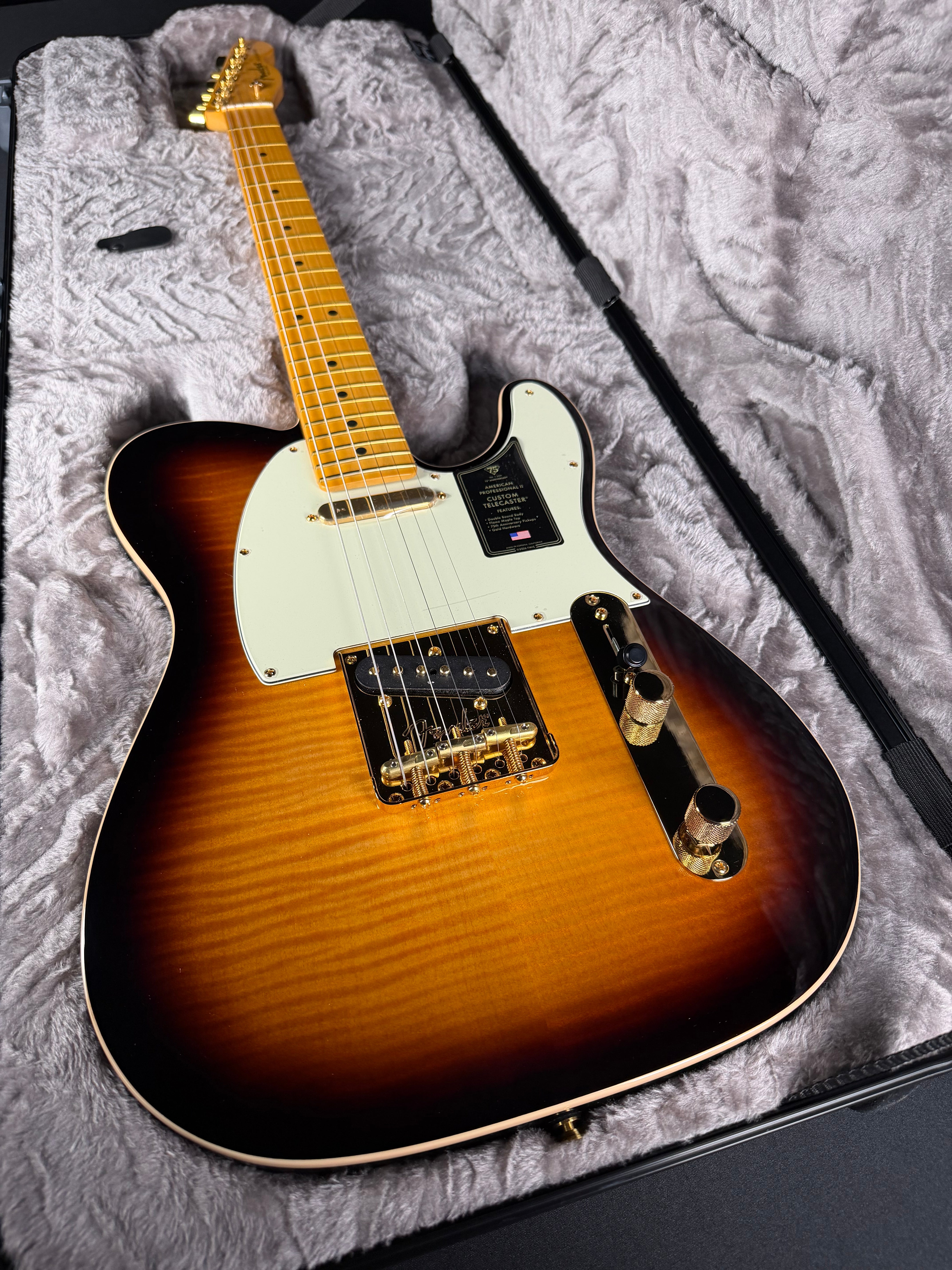 Fender 75th Anniversary American Professional Custom Telecaster - 2-Color Sunburst (2026) - Metronome Music Inc.