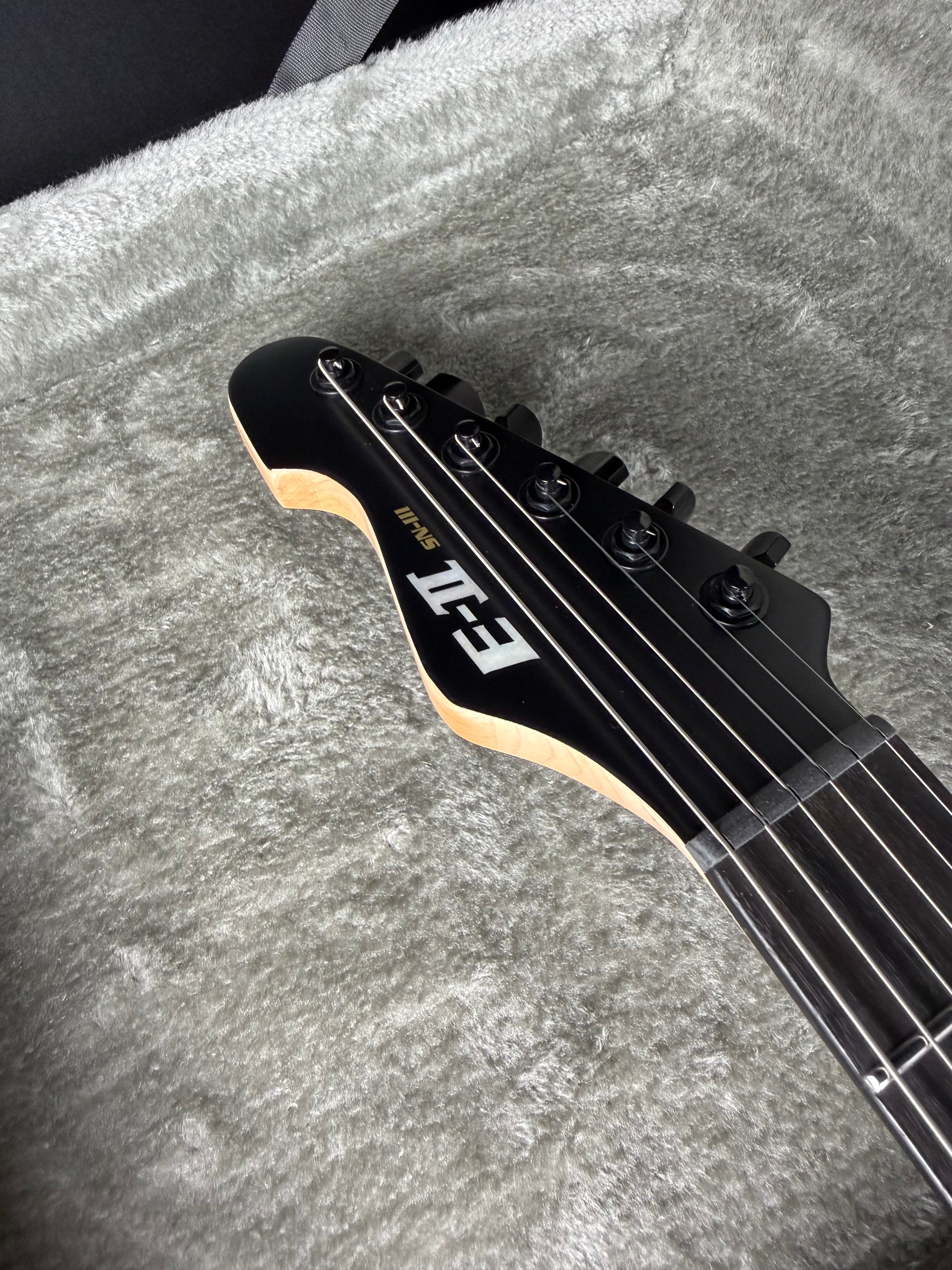 E-II SN-3 - Metronome Music Inc.