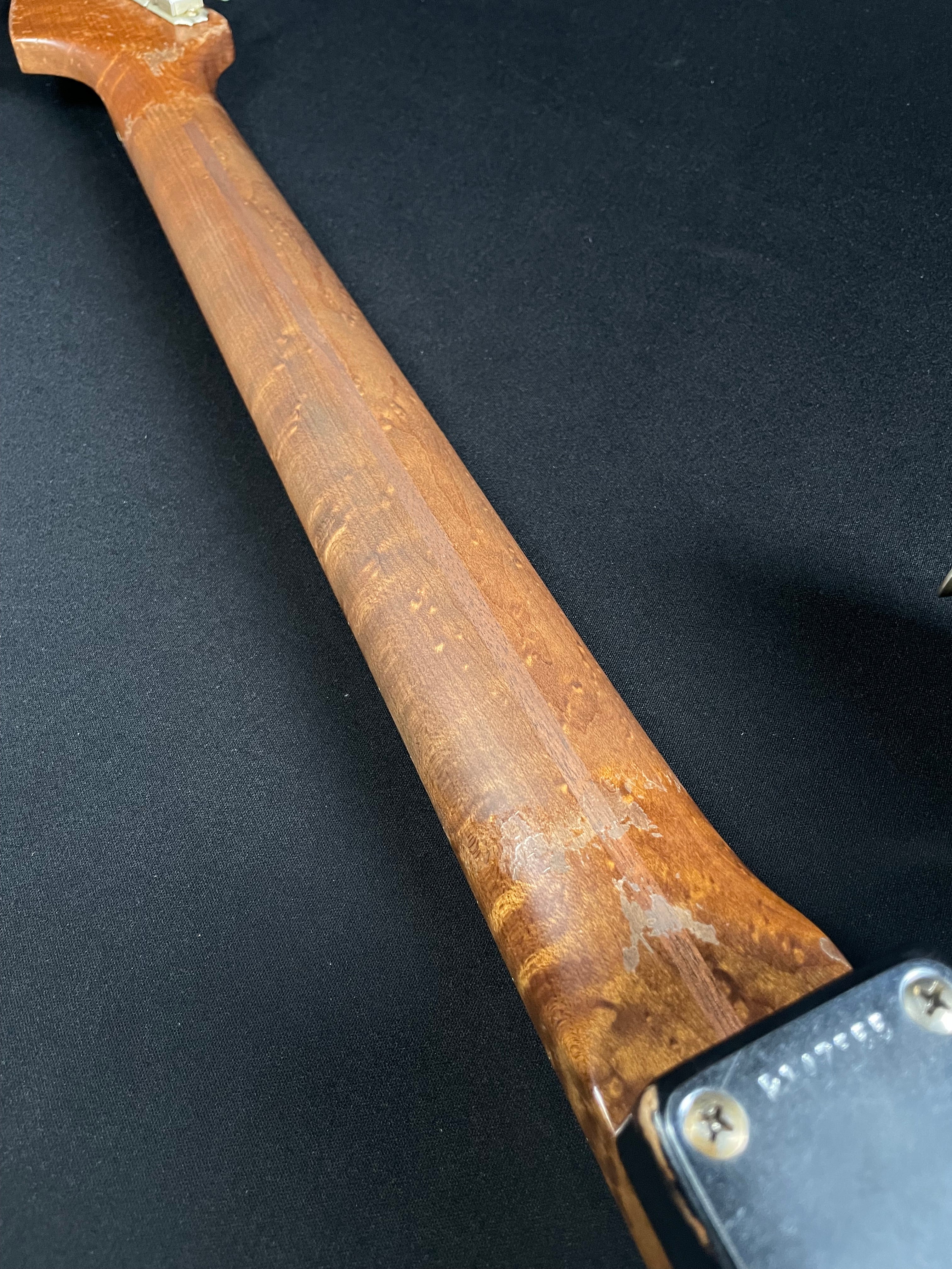 Fender Custom Shop Master Built 50s Stratocaster Heavy Relic Black/Violin Burst - Metronome Music Inc.