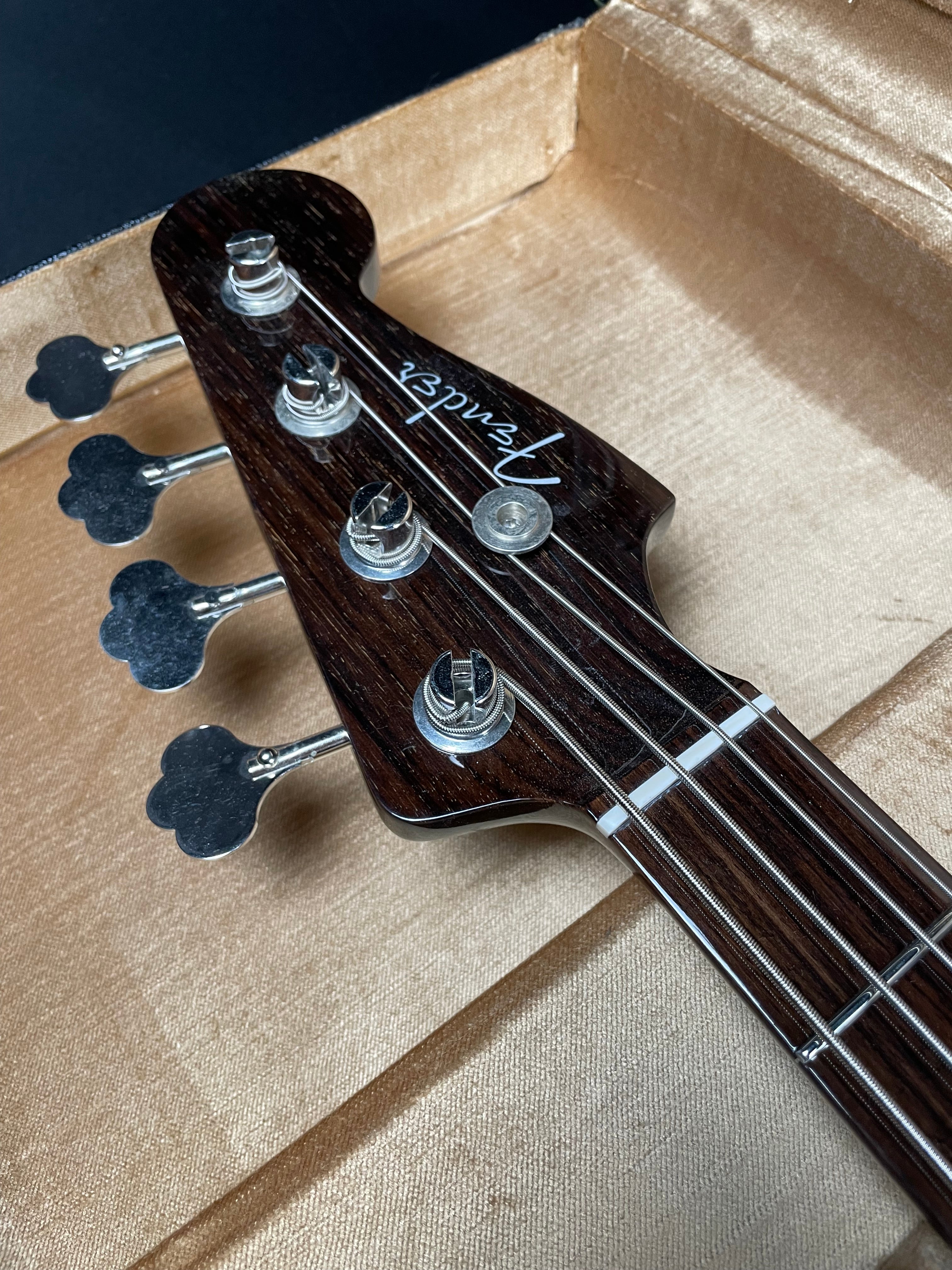 Fender Custom Shop Postmodern Precision Bass DLX Closet Classic Rosewood Neck Ebony Transparent