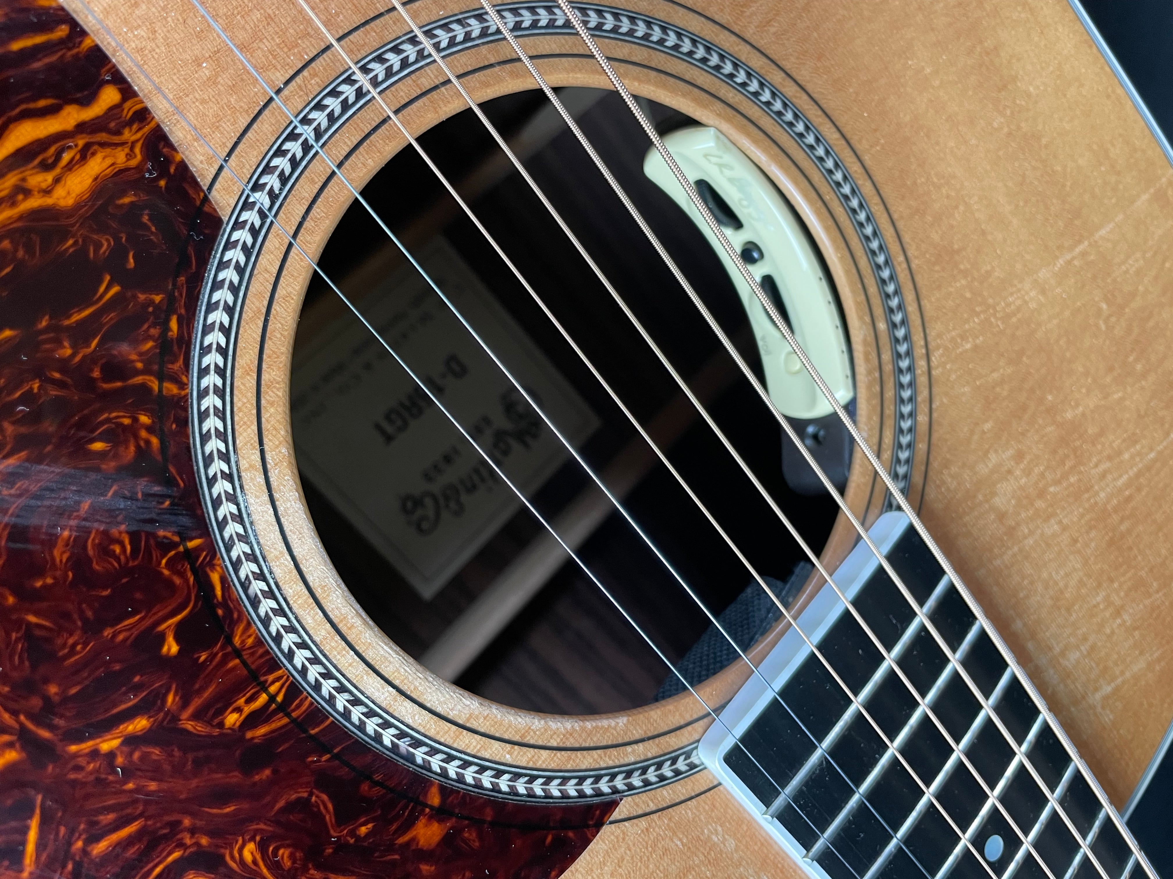 Martin D-16RGT LR Baggs Anthem w/OHSC - Natural (2015) - Metronome Music Inc.