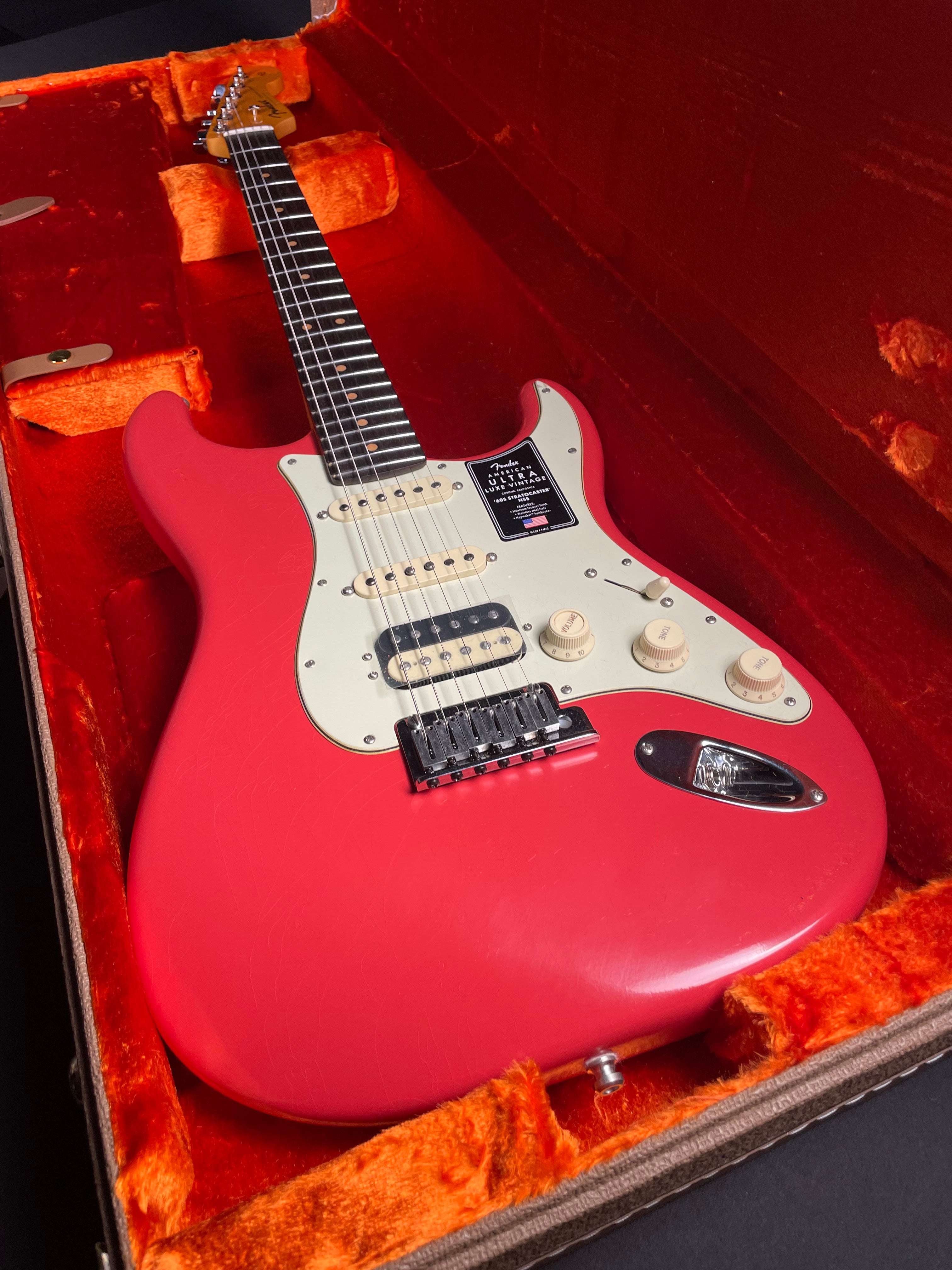 Fender American Ultra Luxe Vintage '60s Stratocaster HSS, Rosewood - Fiesta Red