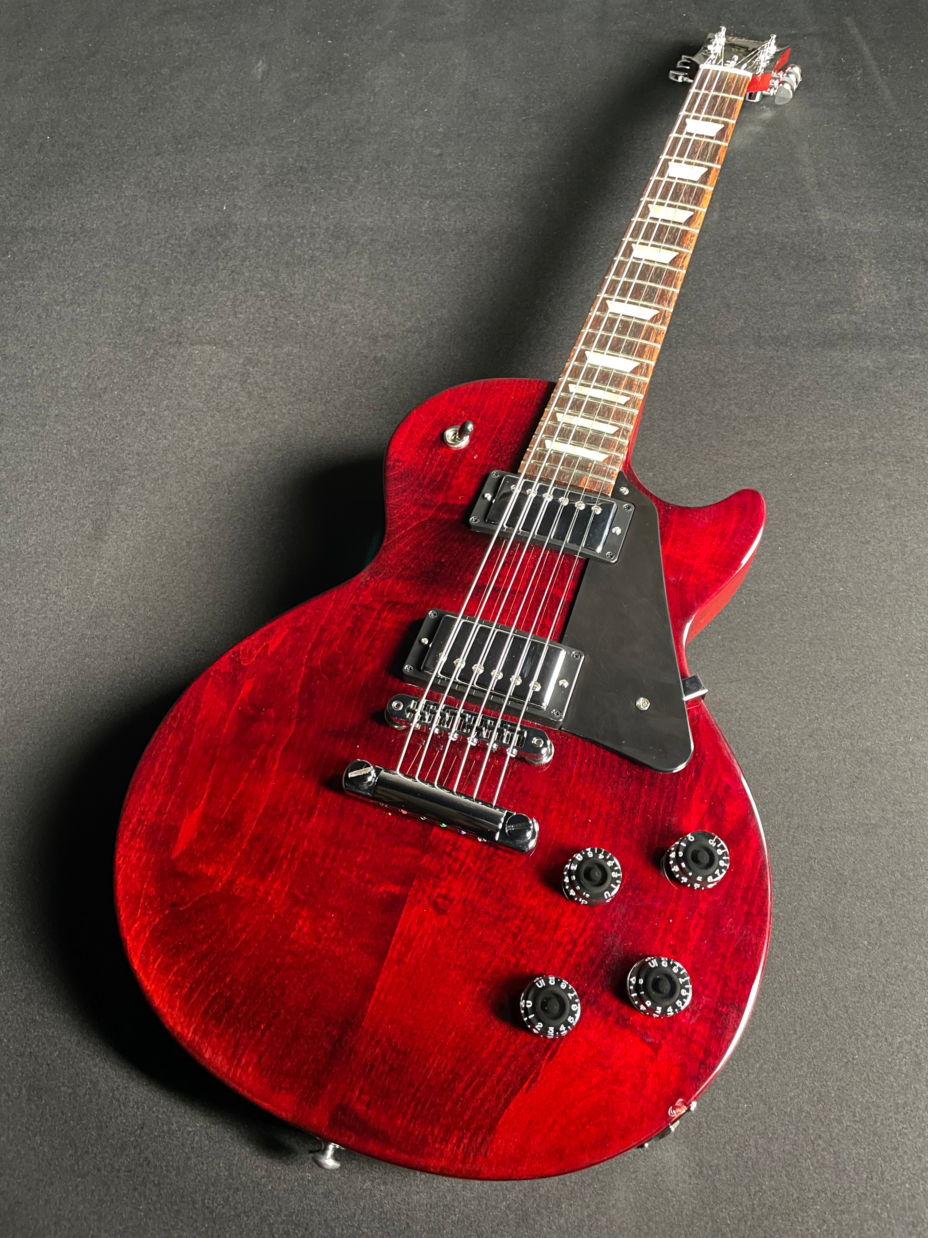 Gibson Les Paul Studio w/Soft Shell Case - Wine Red (2021)