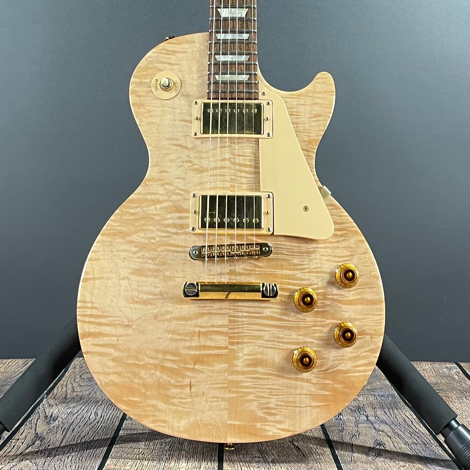 Gibson Les Paul Studio Premium Plus w/OHSC - Natural (2008)