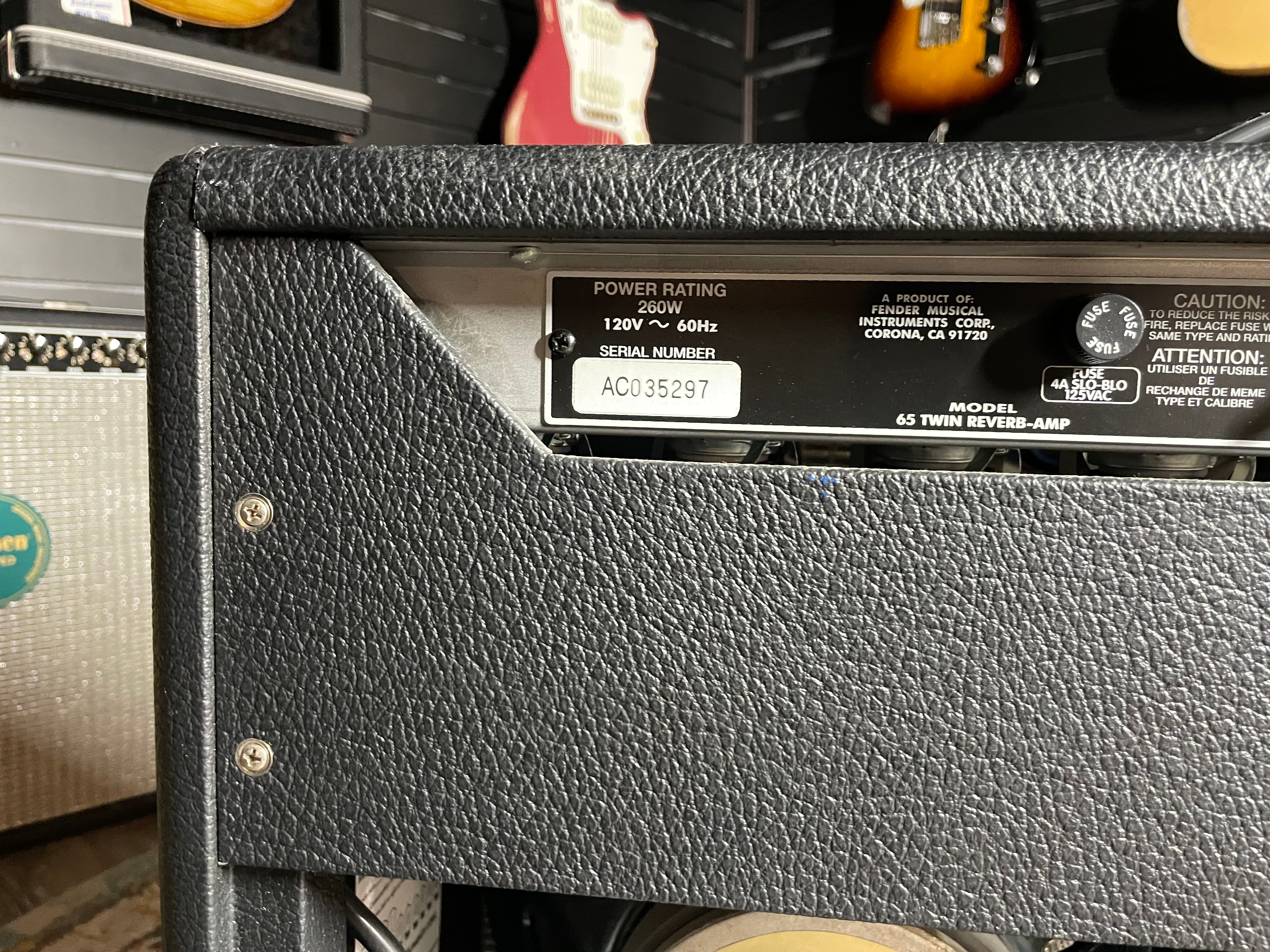 Fender '65 Twin Reverb 85-Watt Reissue (2002) - Metronome Music Inc.