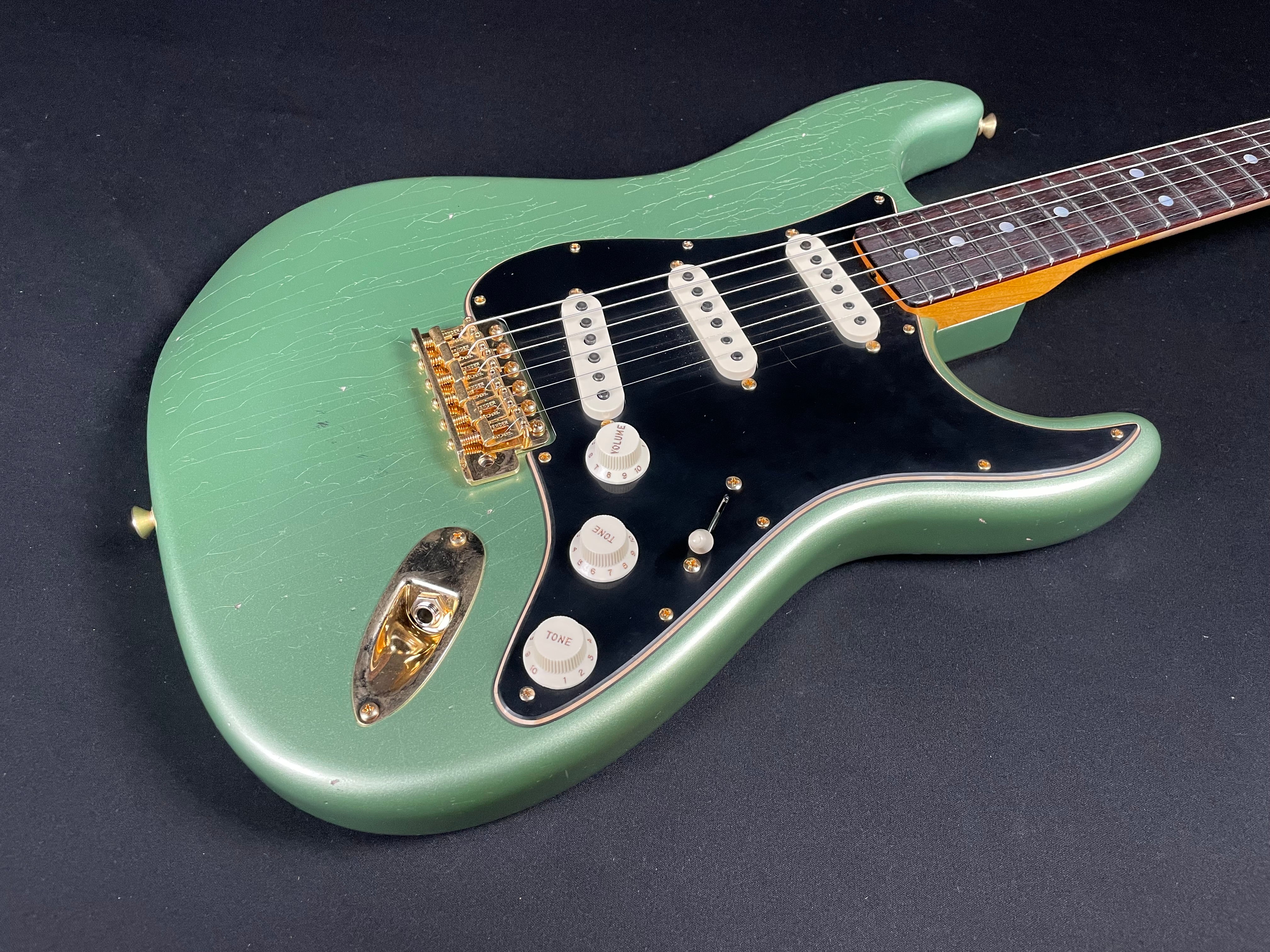 Fender Custom Shop LTD 1965 Dual-Mag Stratocaster - Aged Sage Green Metallic