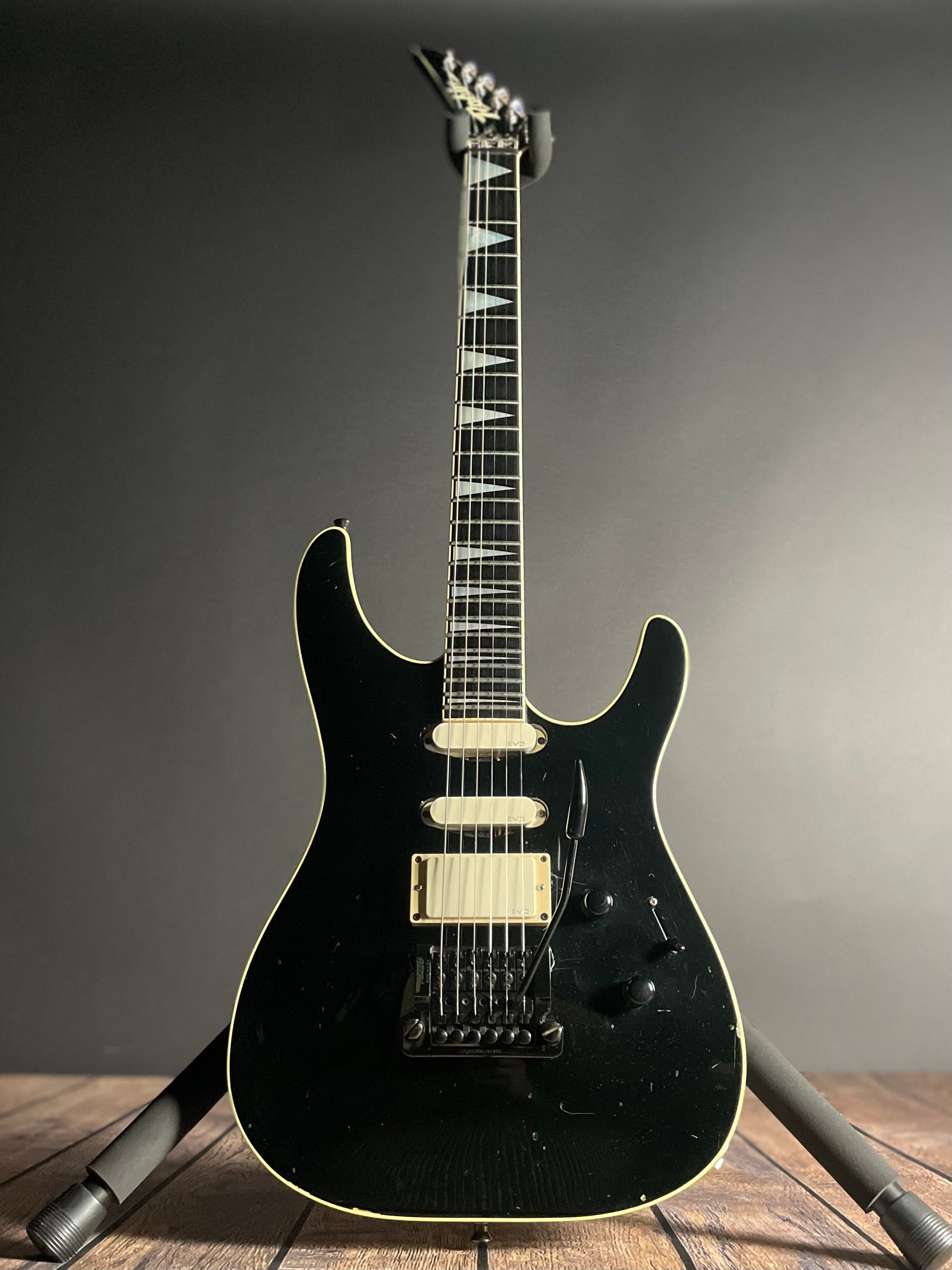 Robin Medley Custom w/OHSC- Black (1985-87) - Metronome Music Inc.