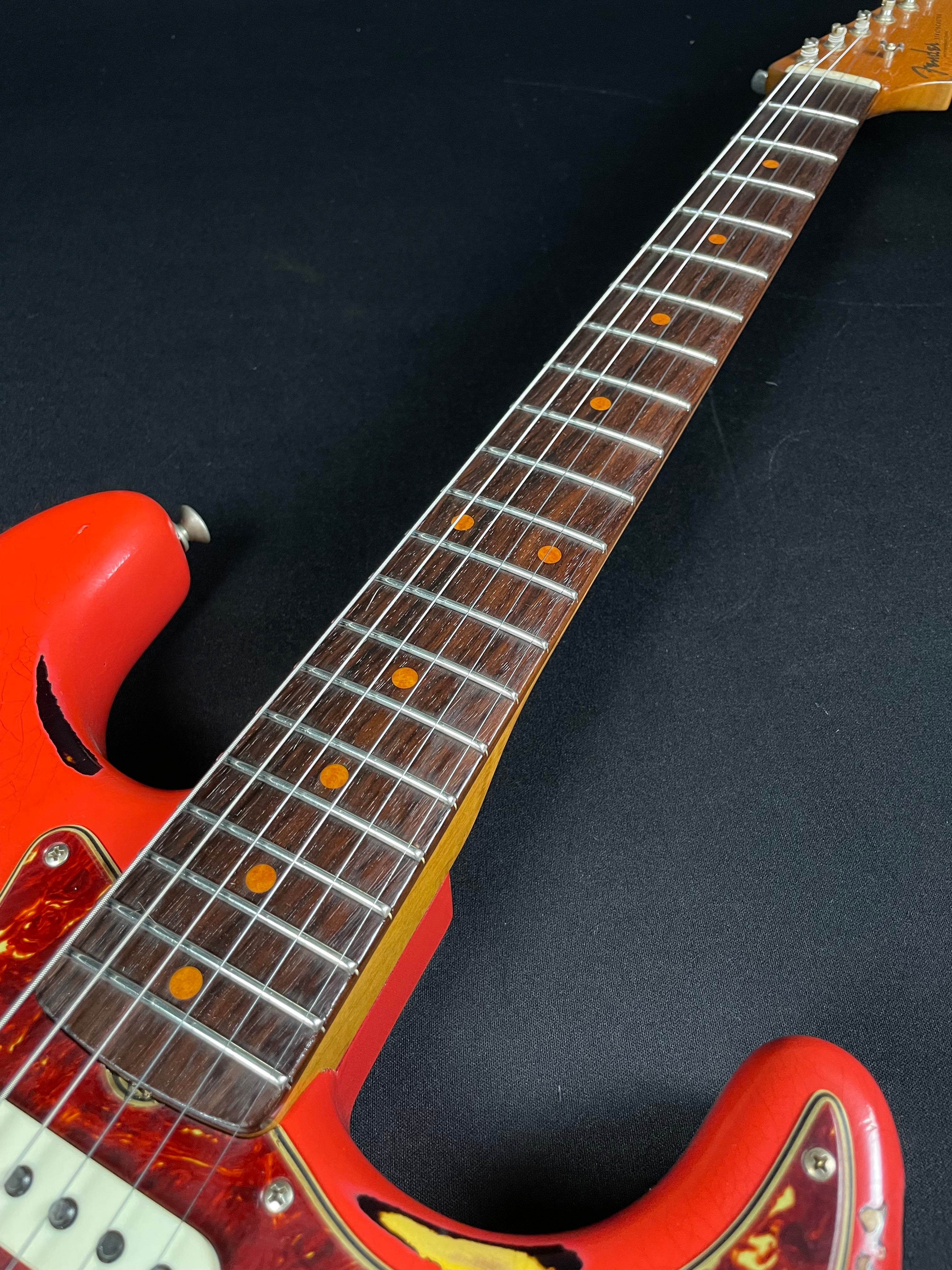 Fender Custom Shop Limited Edition '61 Stratocaster Heavy Relic- Aged Fiesta Red over 3TSB