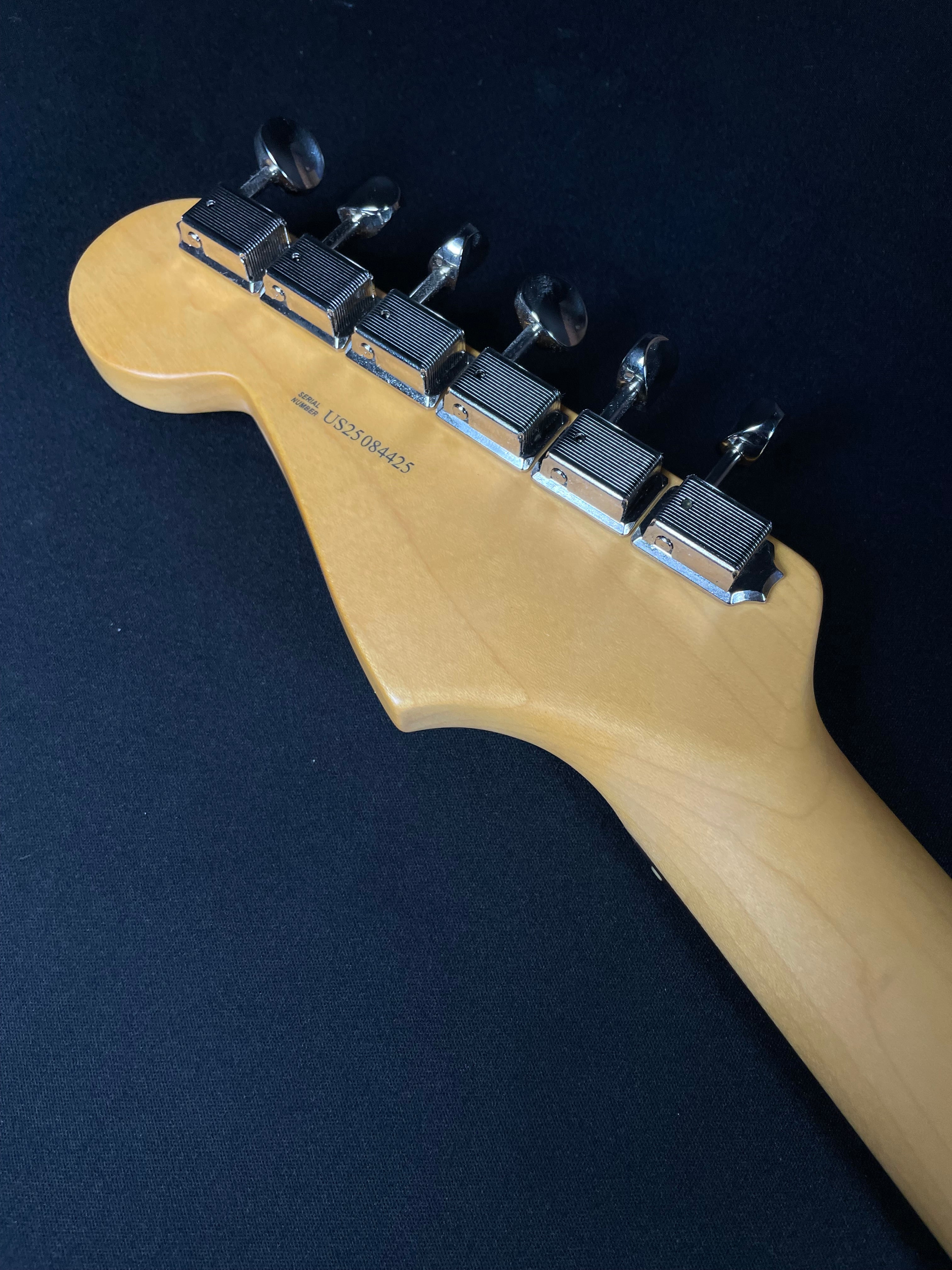 Fender American Professional Classic Stratocaster - Faded Sherwood Green Metallic