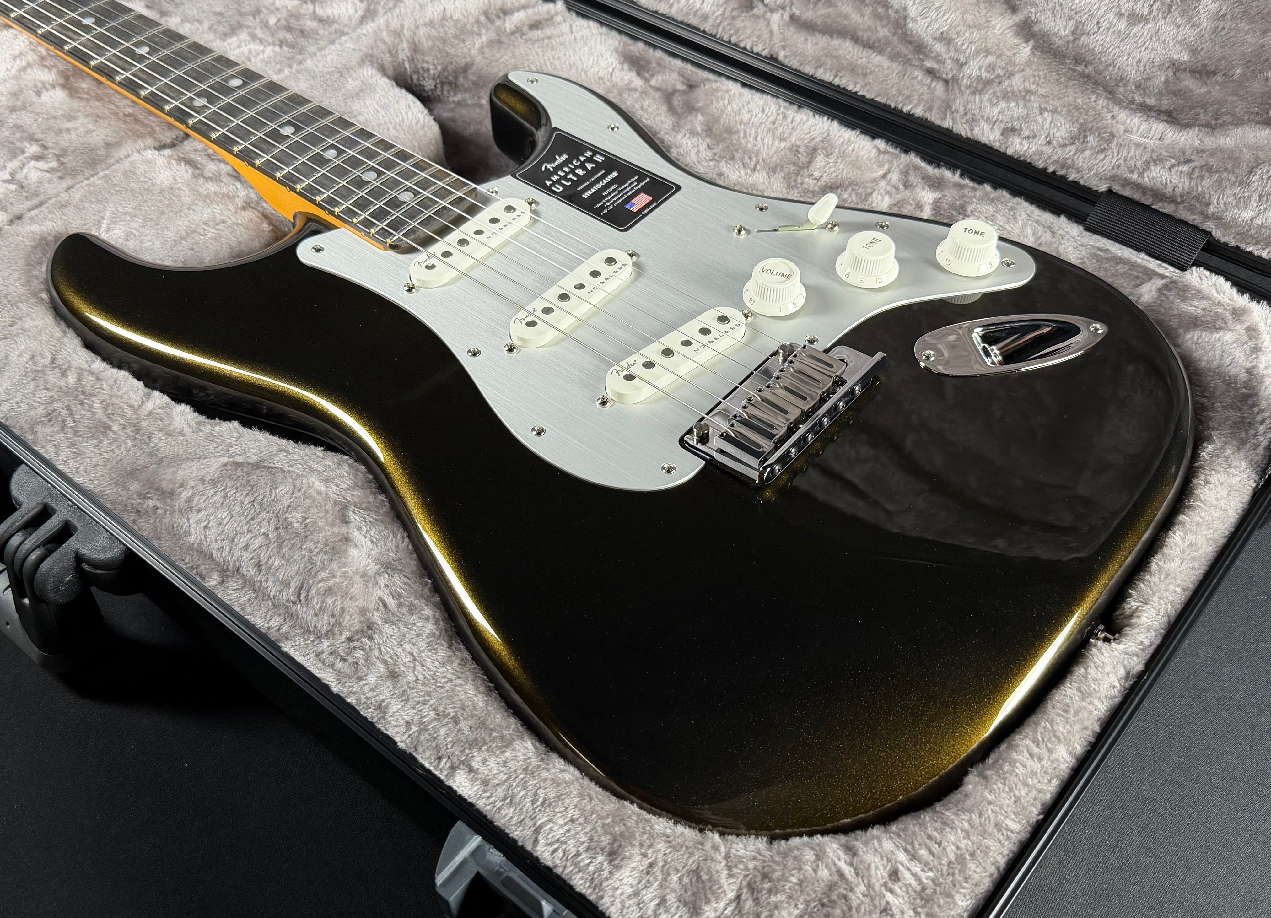 Fender American Ultra II Stratocaster, Ebony - Texas Tea (2026)