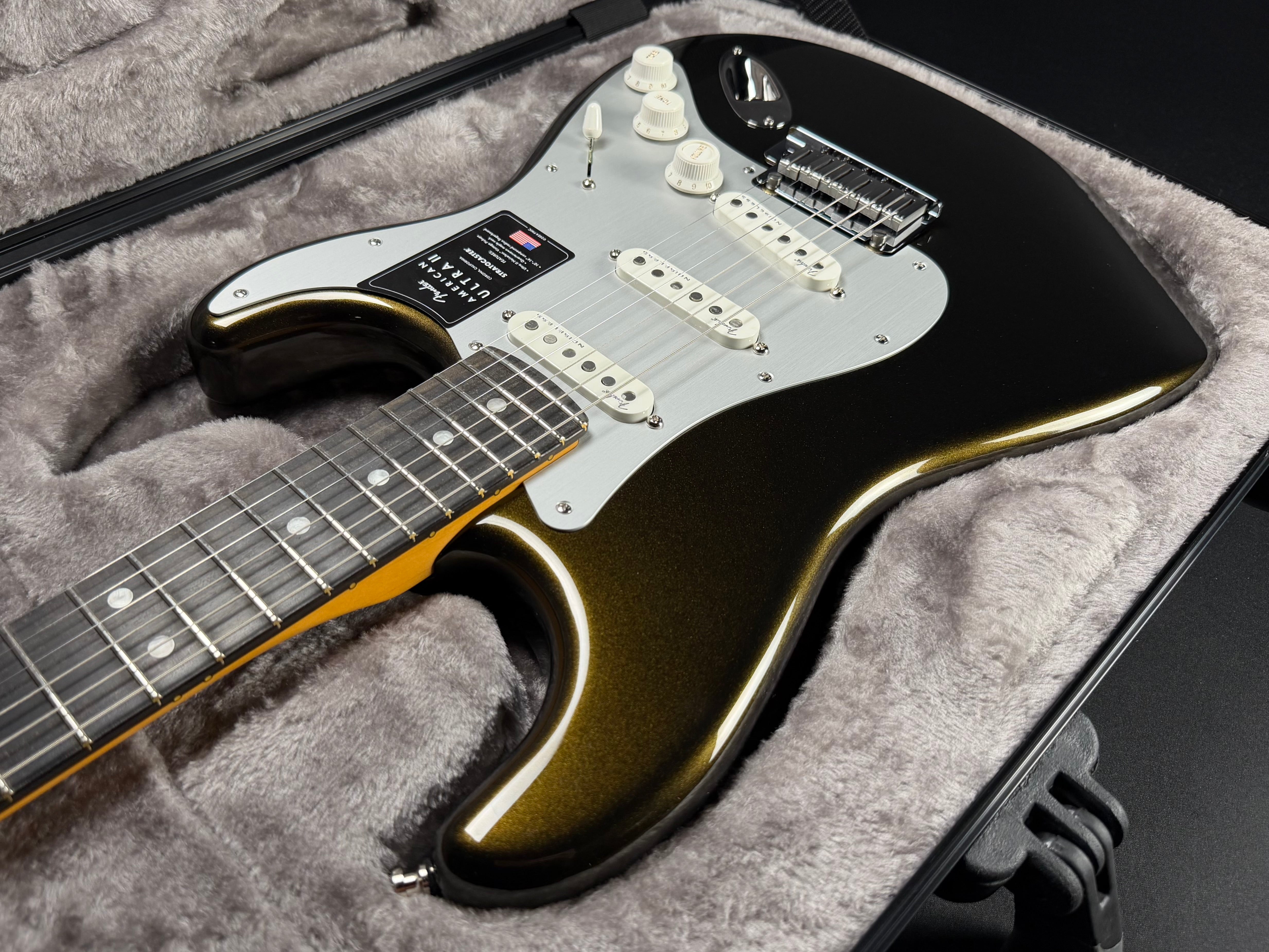 Fender American Ultra II Stratocaster, Ebony - Texas Tea (2026)