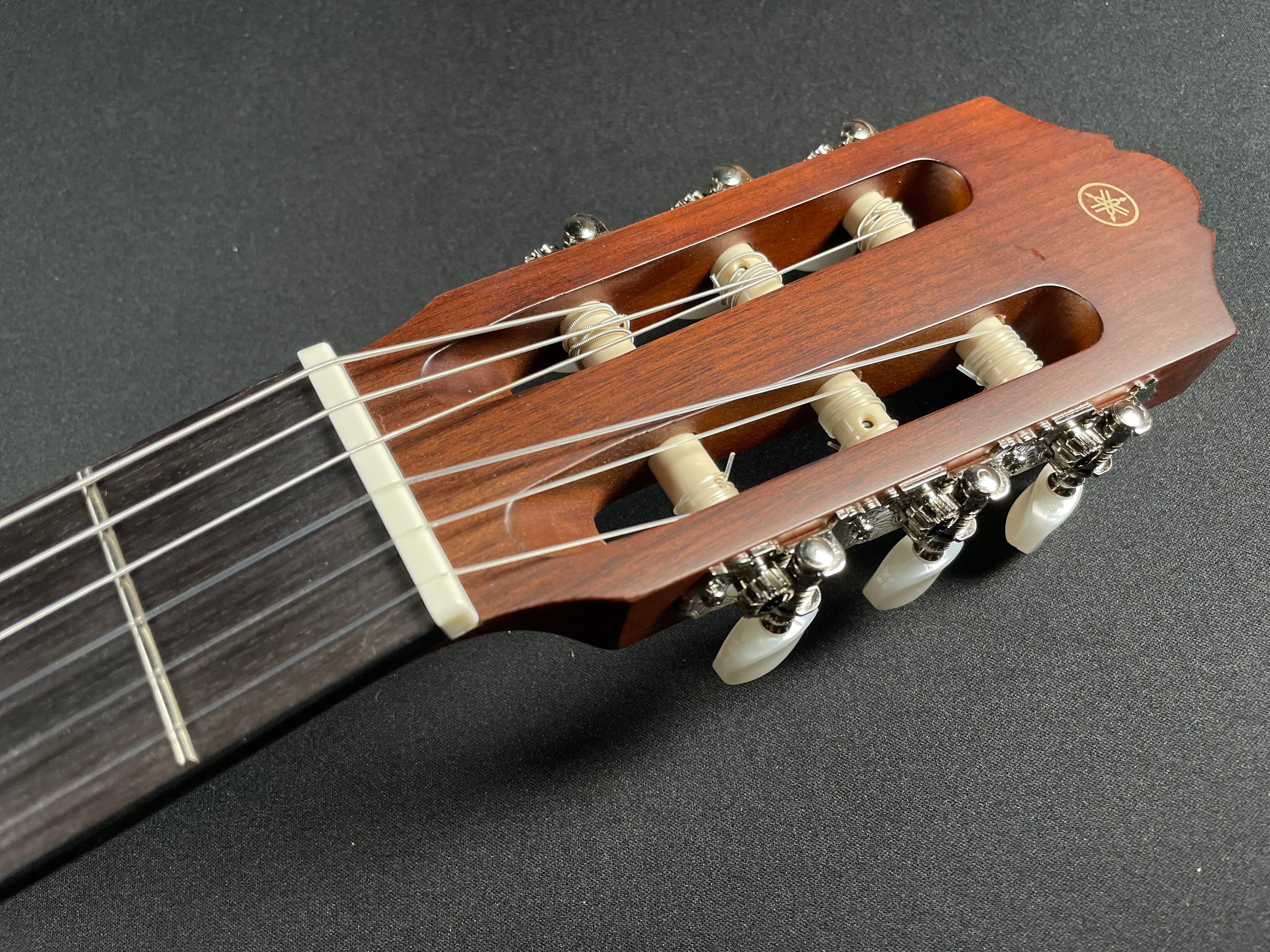 Yamaha CG122MCH Cedar Top Classical Guitar