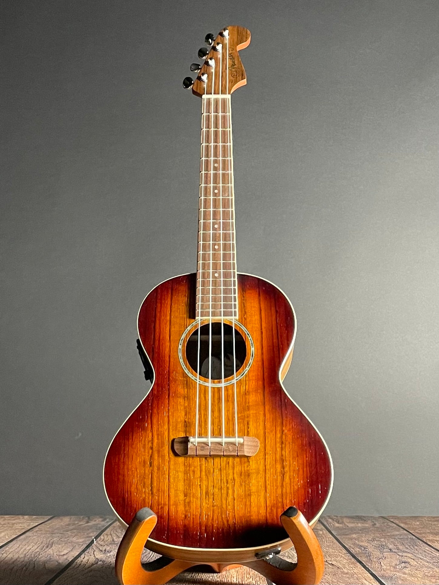 Fender Rincon Tenor Ukulele, Walnut Fingerboard- Aged Cognac Burst - Metronome Music Inc.