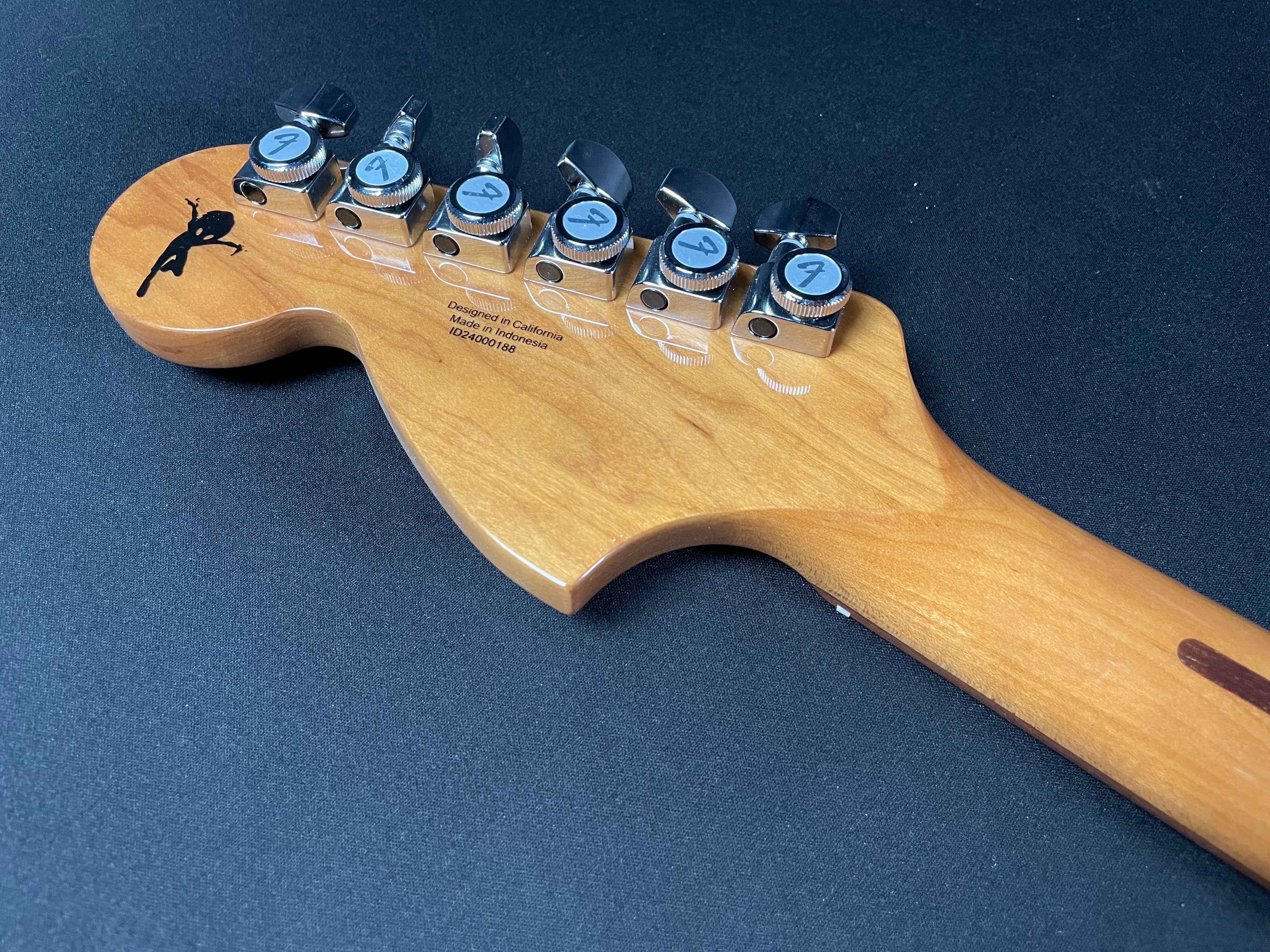 Fender Tom DeLonge Starcaster - Satin Shoreline Gold (MINT) - Metronome Music Inc.