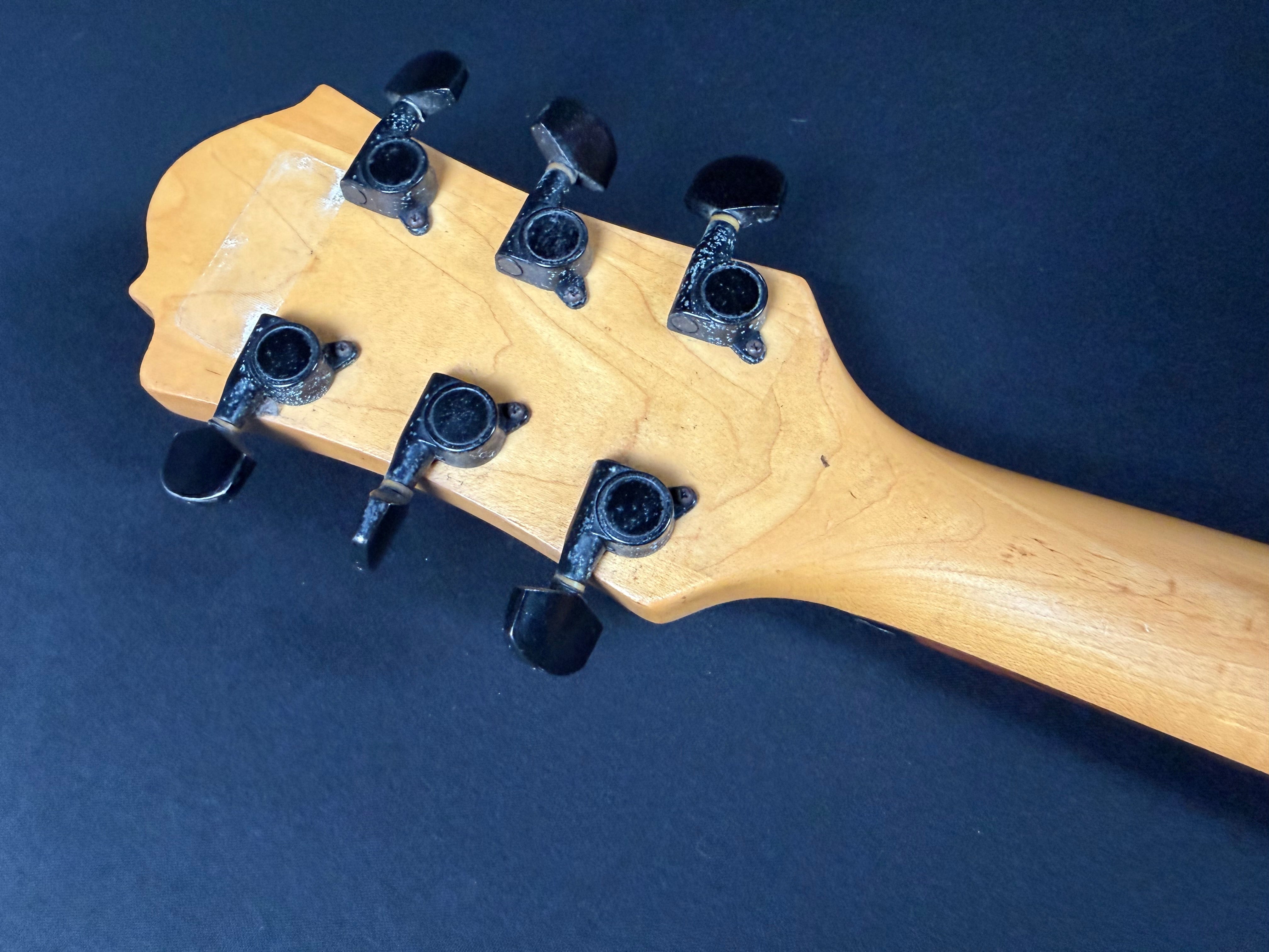 B.C. Rich NJ Series Mockingbird Crackle (1988-1991)