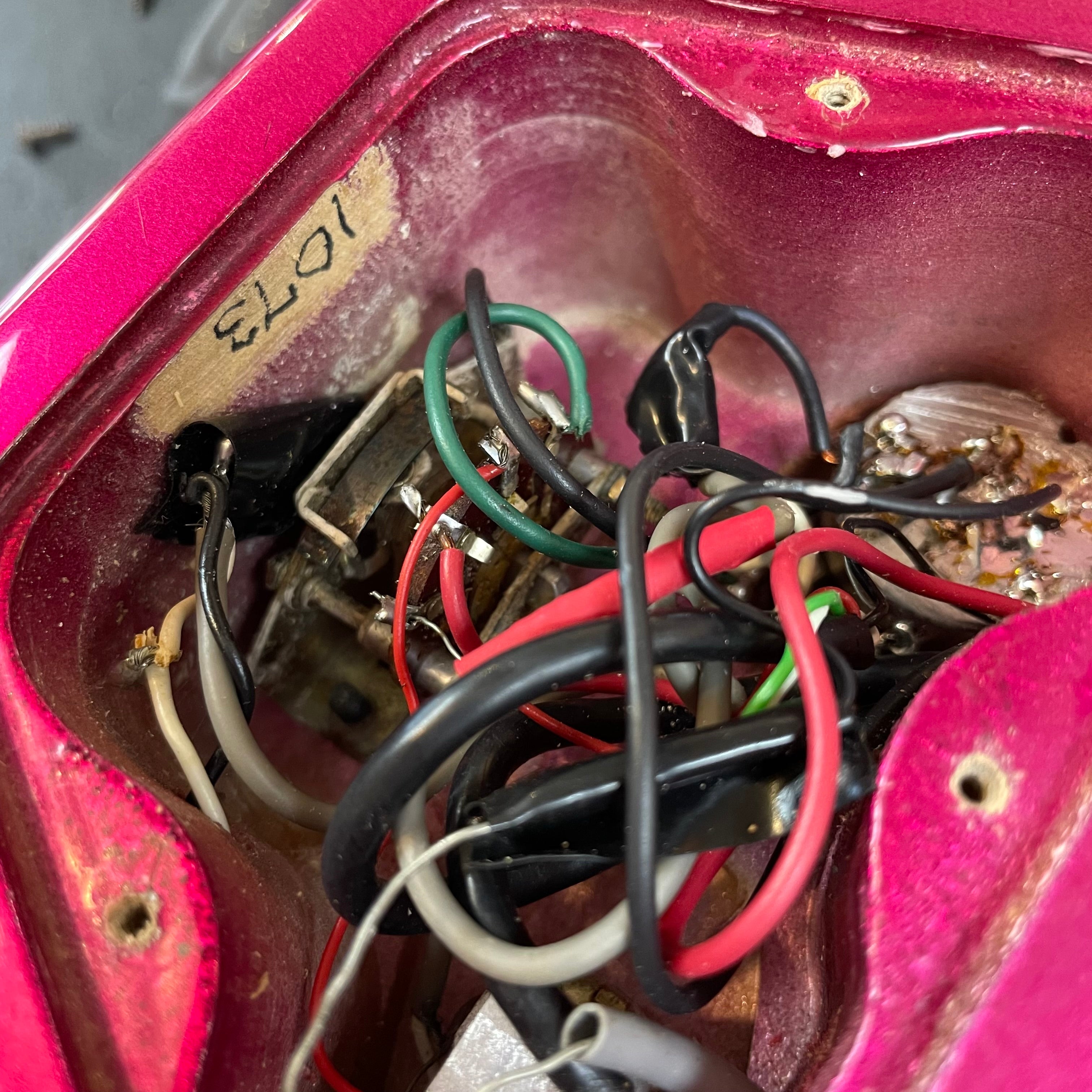 Robin Medley Custom w/OHSC- Sparkle Magenta (1986-87) - Metronome Music Inc.