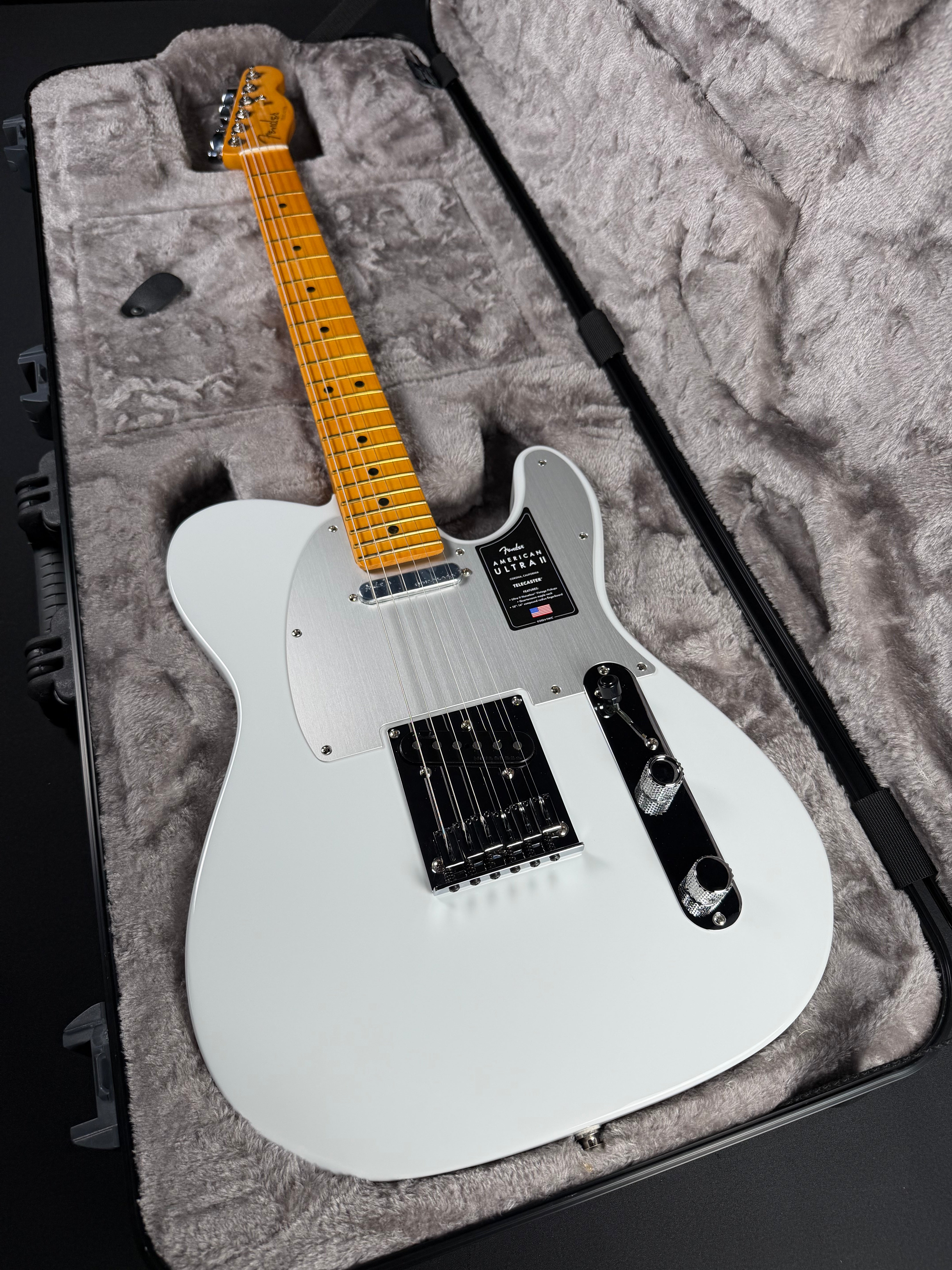 Fender American Ultra II Telecaster, Maple - Avalanche (2026)