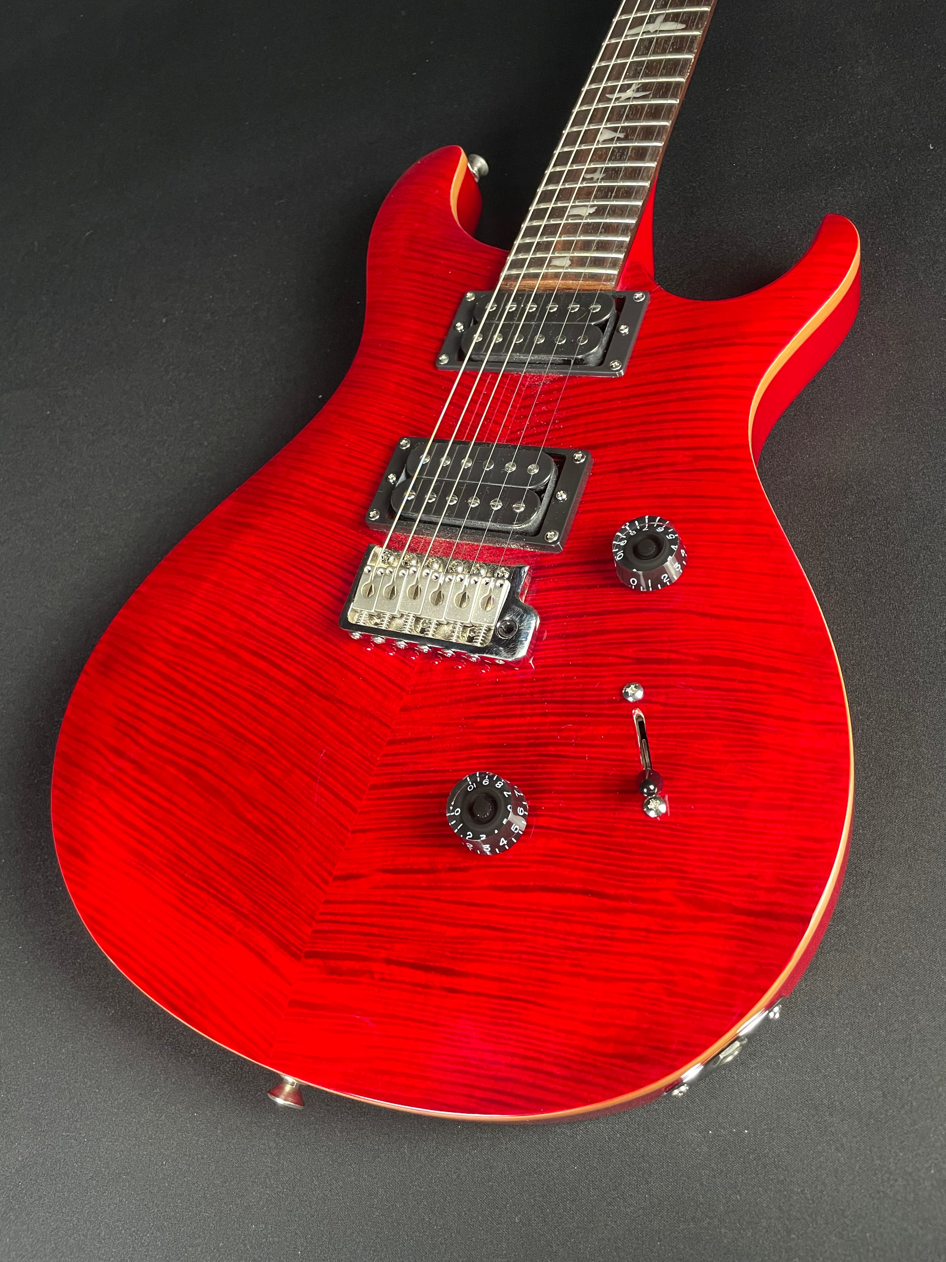 Paul Reed Smith, PRS SE Custom 24 w/Gig Bag - Ruby (Used)