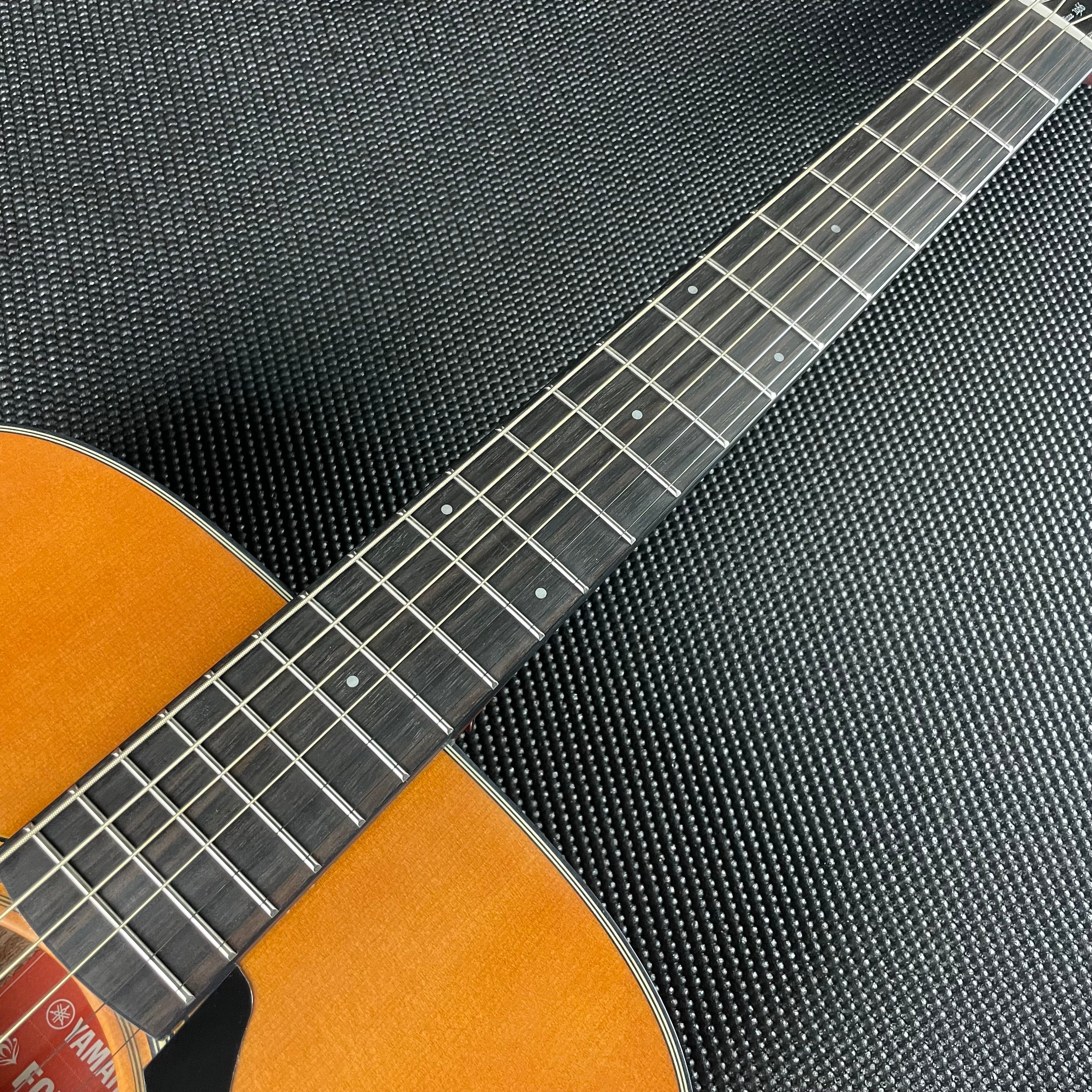 Yamaha FGX3 Red Label Dreadnought- Satin Natural (IJL311006) - Metronome Music Inc.