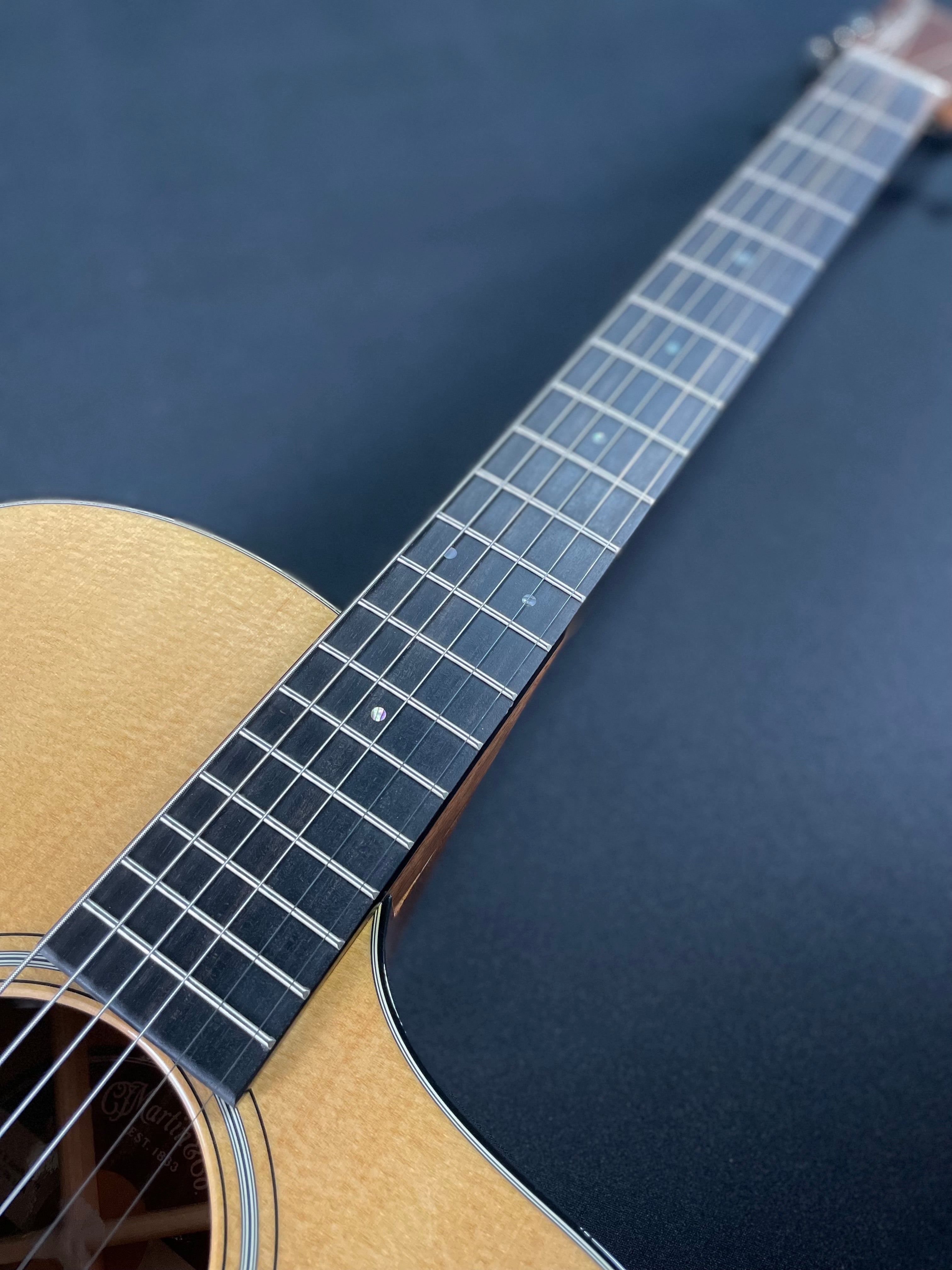 Martin SC-18E Standard w/Hardshell Case - Natural