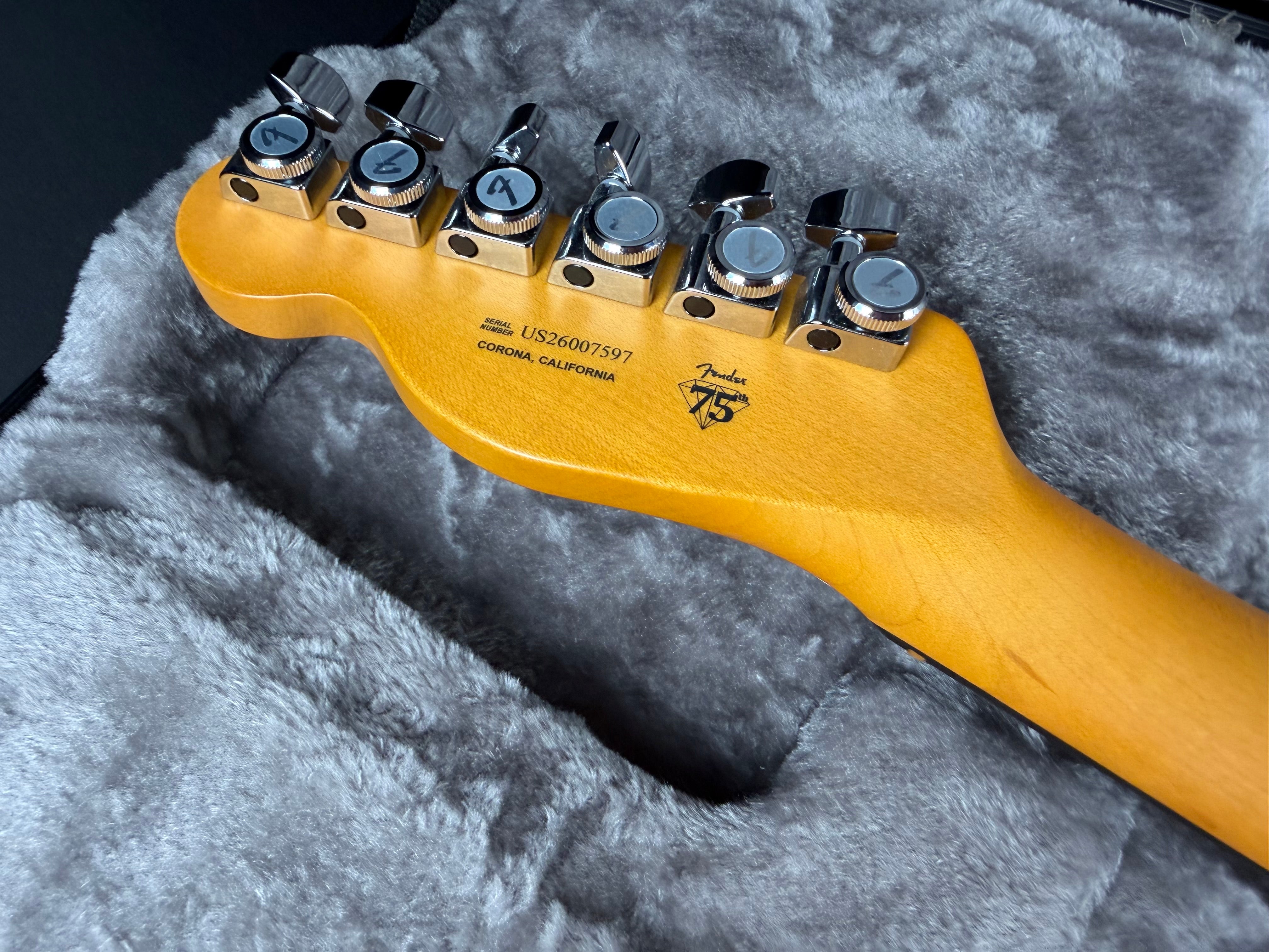 Fender American Ultra II Telecaster, Ebony - Texas Tea (2026)