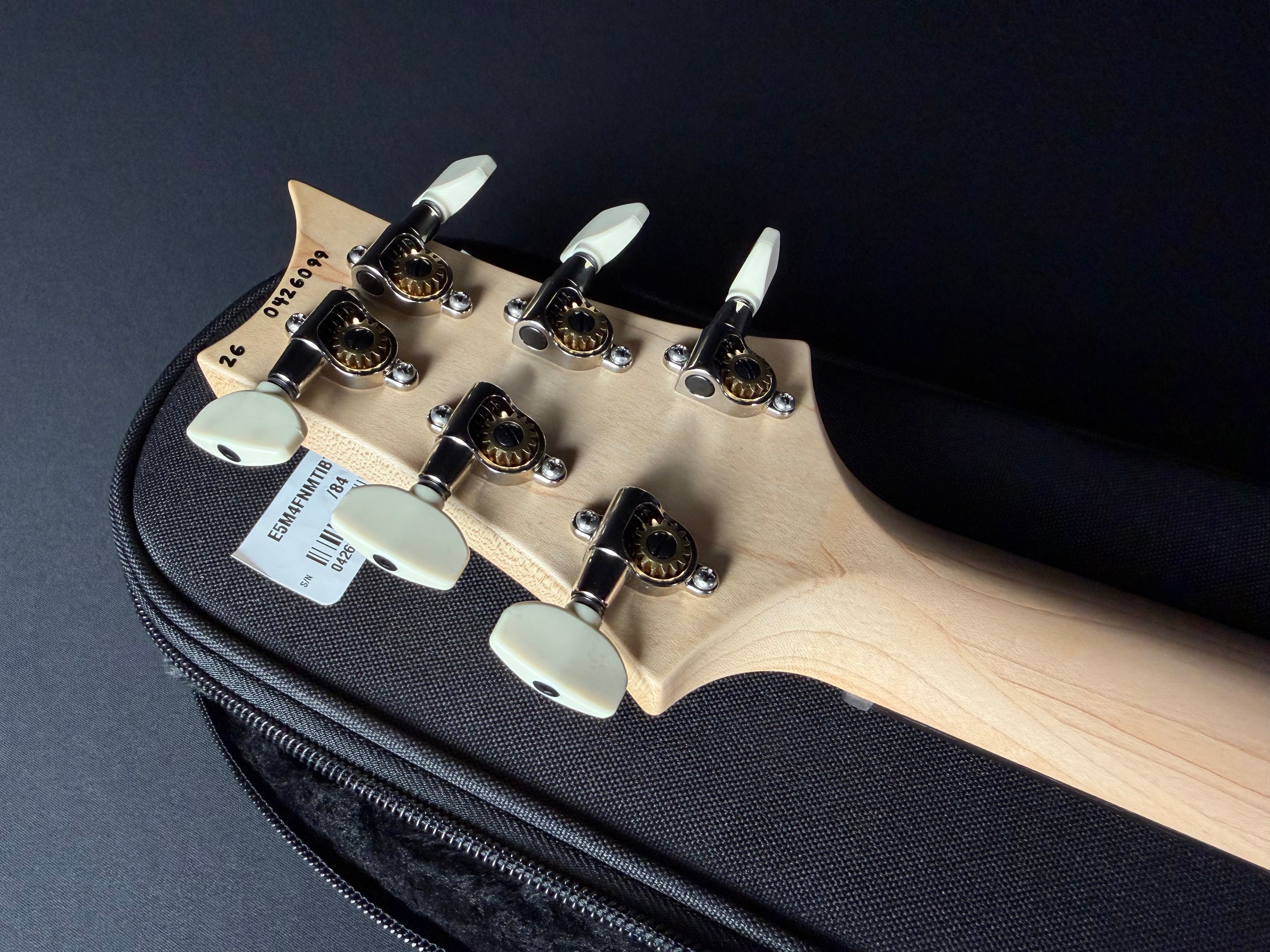 CE24 Special - Metronome Music Inc.
