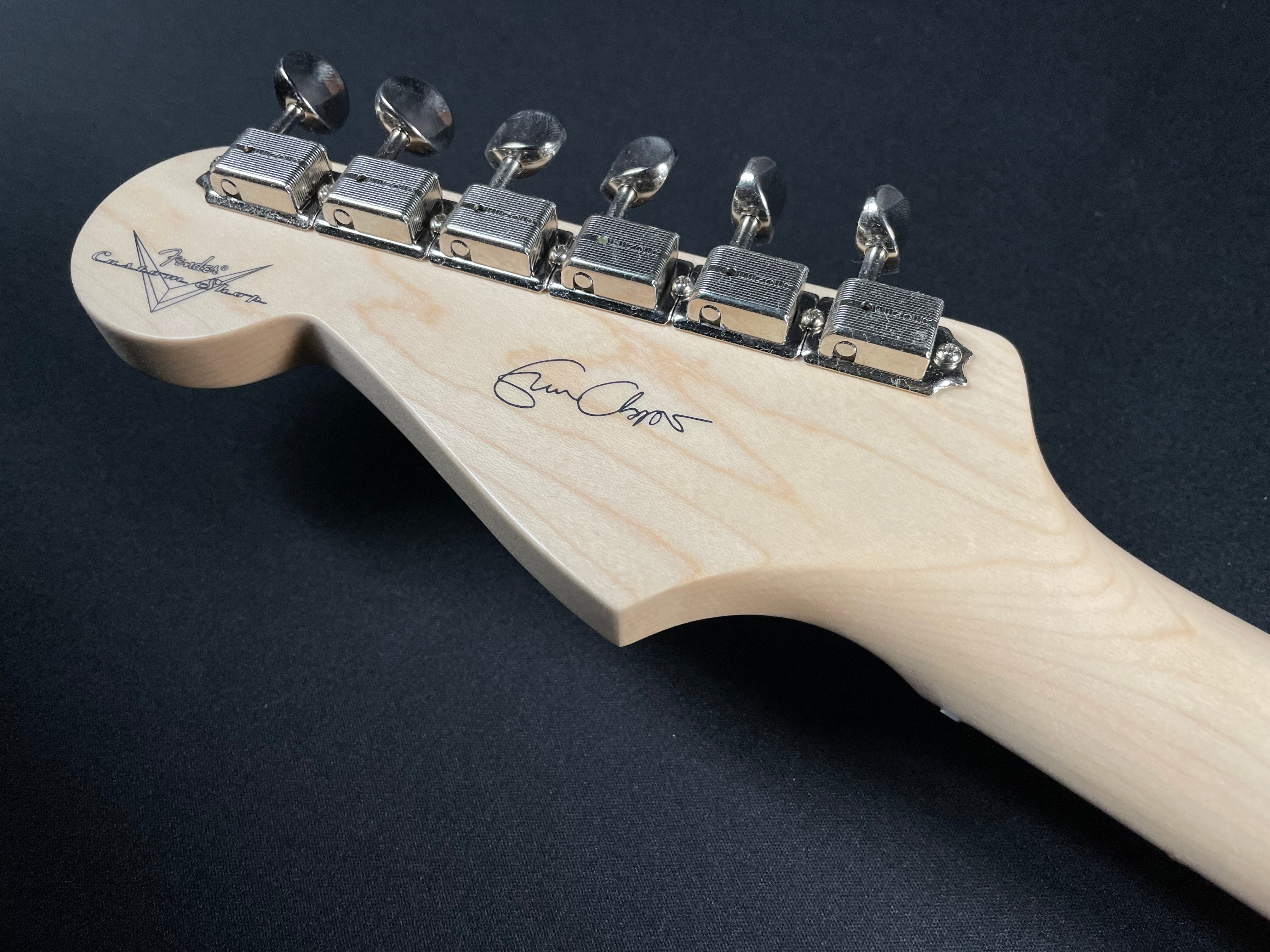 Fender Custom Shop Eric Clapton Signature Stratocaster, Maple - Midnight Blue (2025) - Metronome Music Inc.