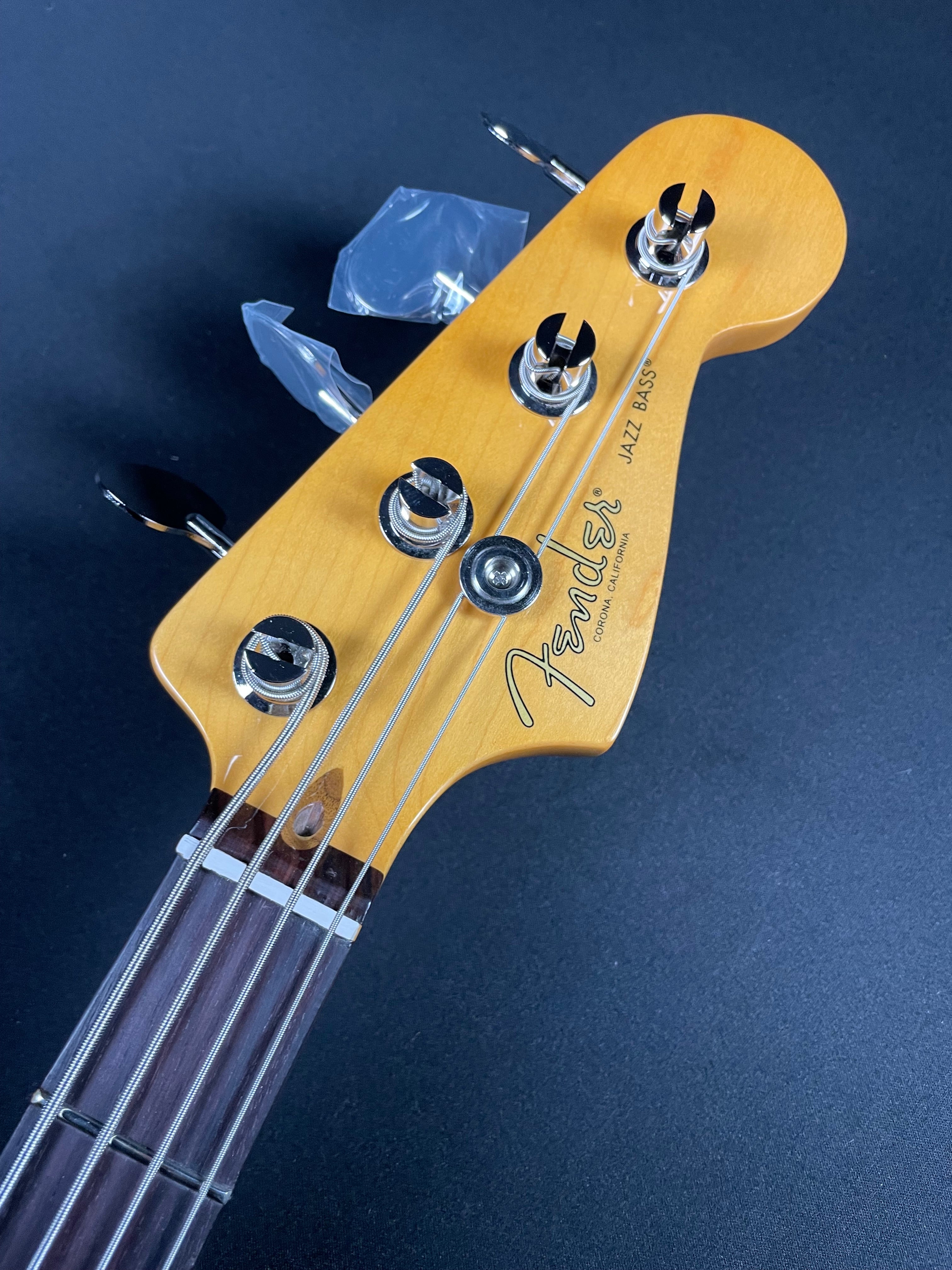 Fender American Professional Classic Jazz Bass - 3-Color Sunburst