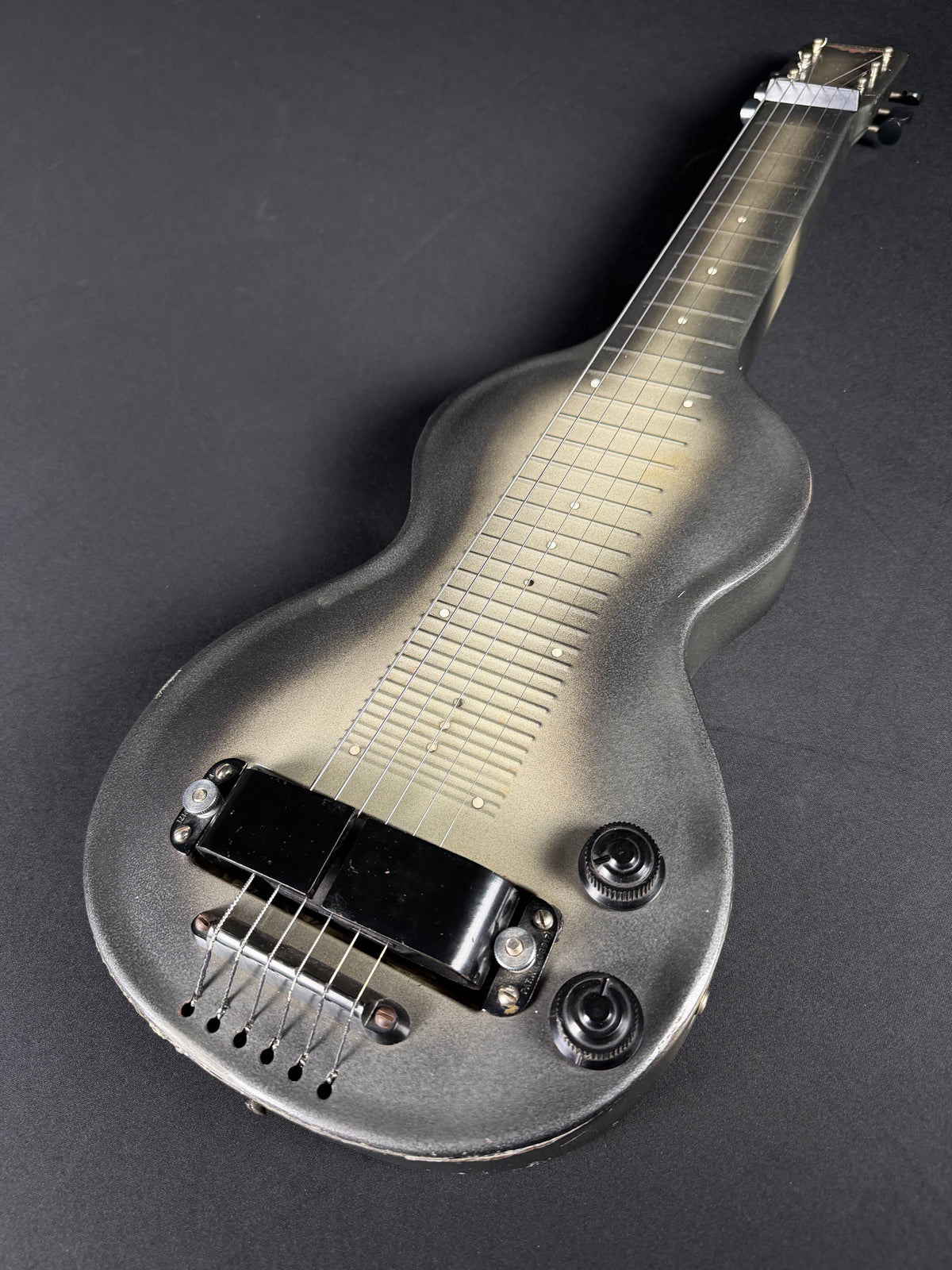 Rickenbacher Electro Lap Steel Model NS-6 (1940s)
