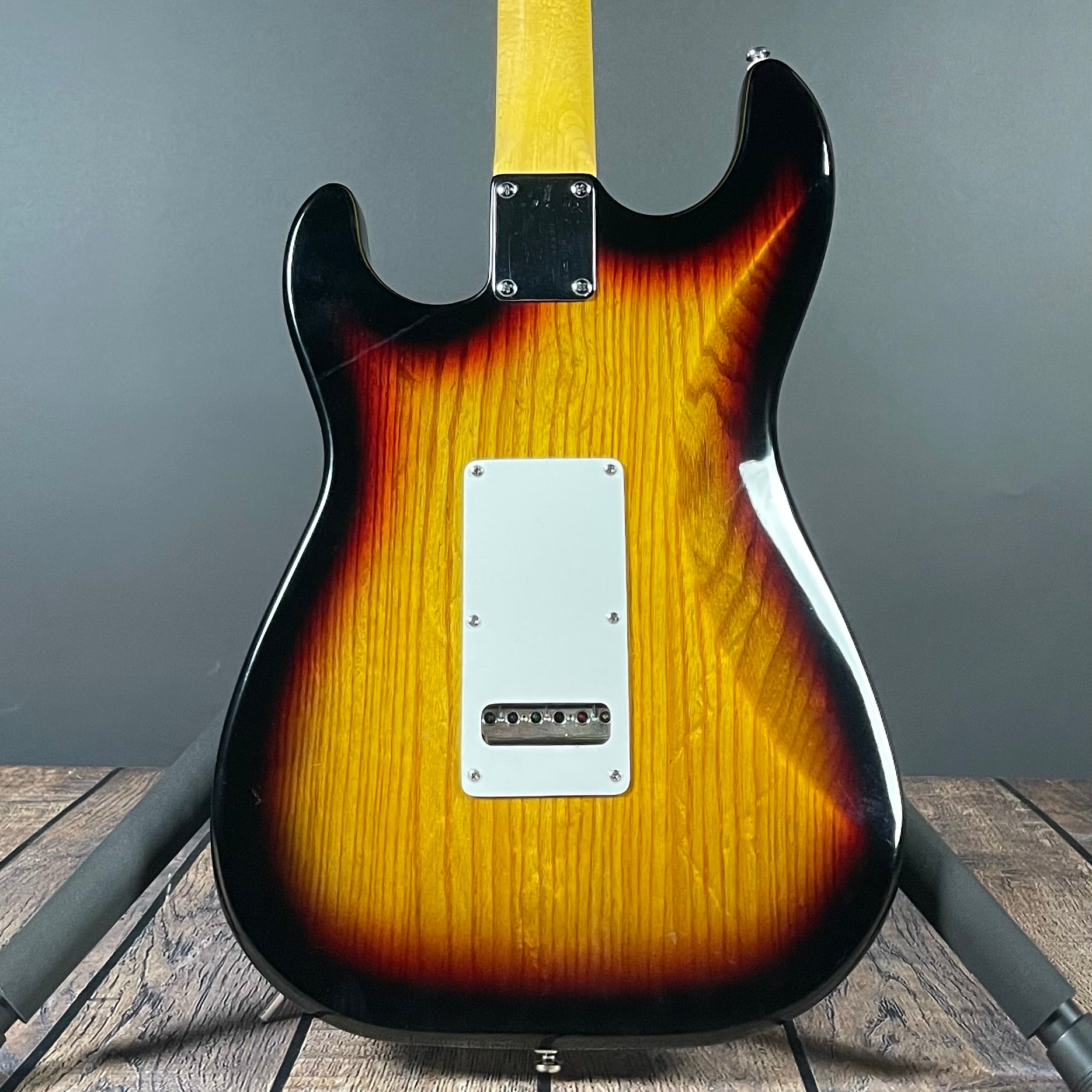 G&L Tribute Legacy HSS Electric Guitar - 3 Tone Sunburst (2019) - Metronome Music Inc.