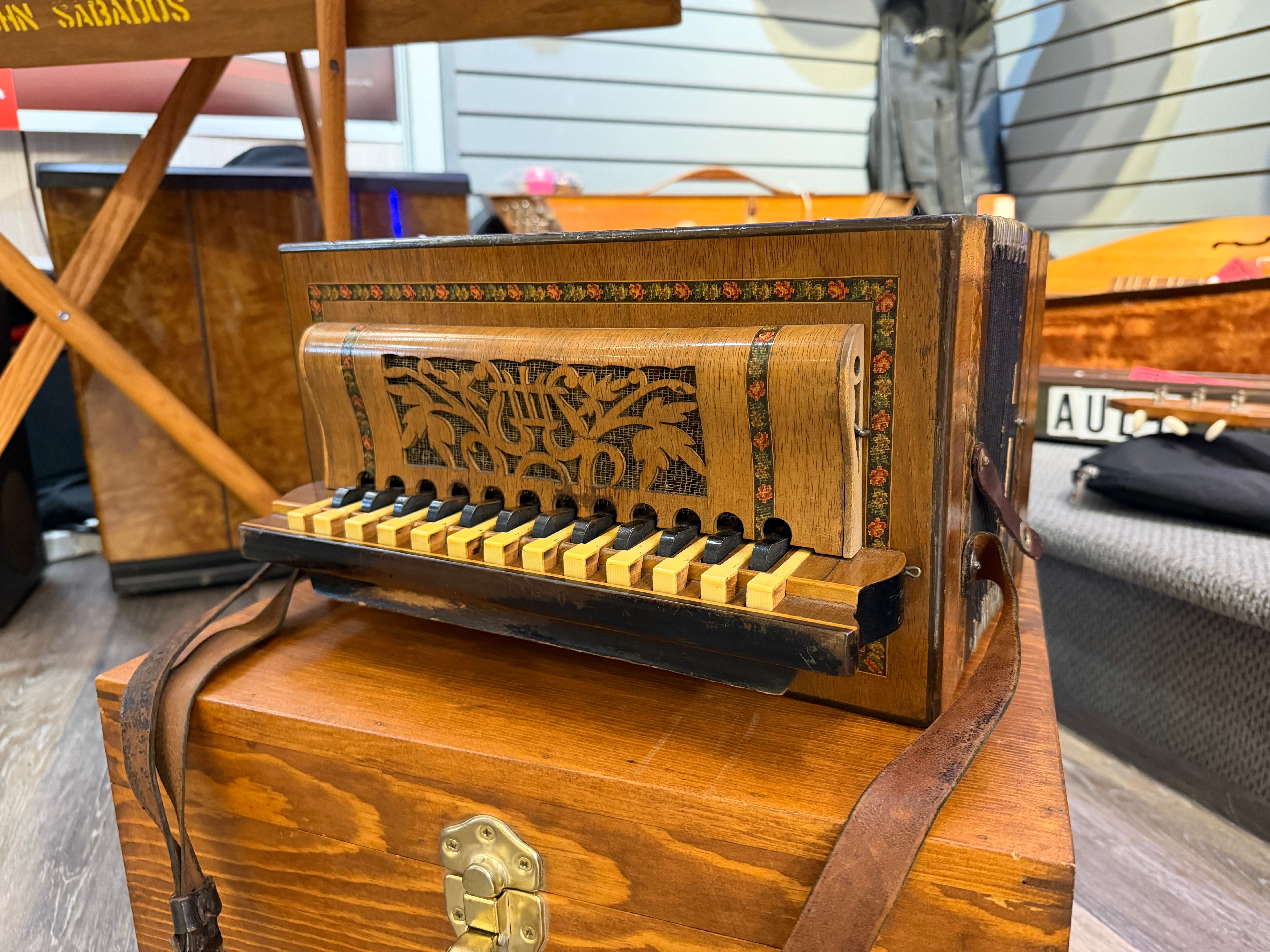 Hohner Button Box Accordion Germany, Unknown Model (1920s) - Metronome Music Inc.