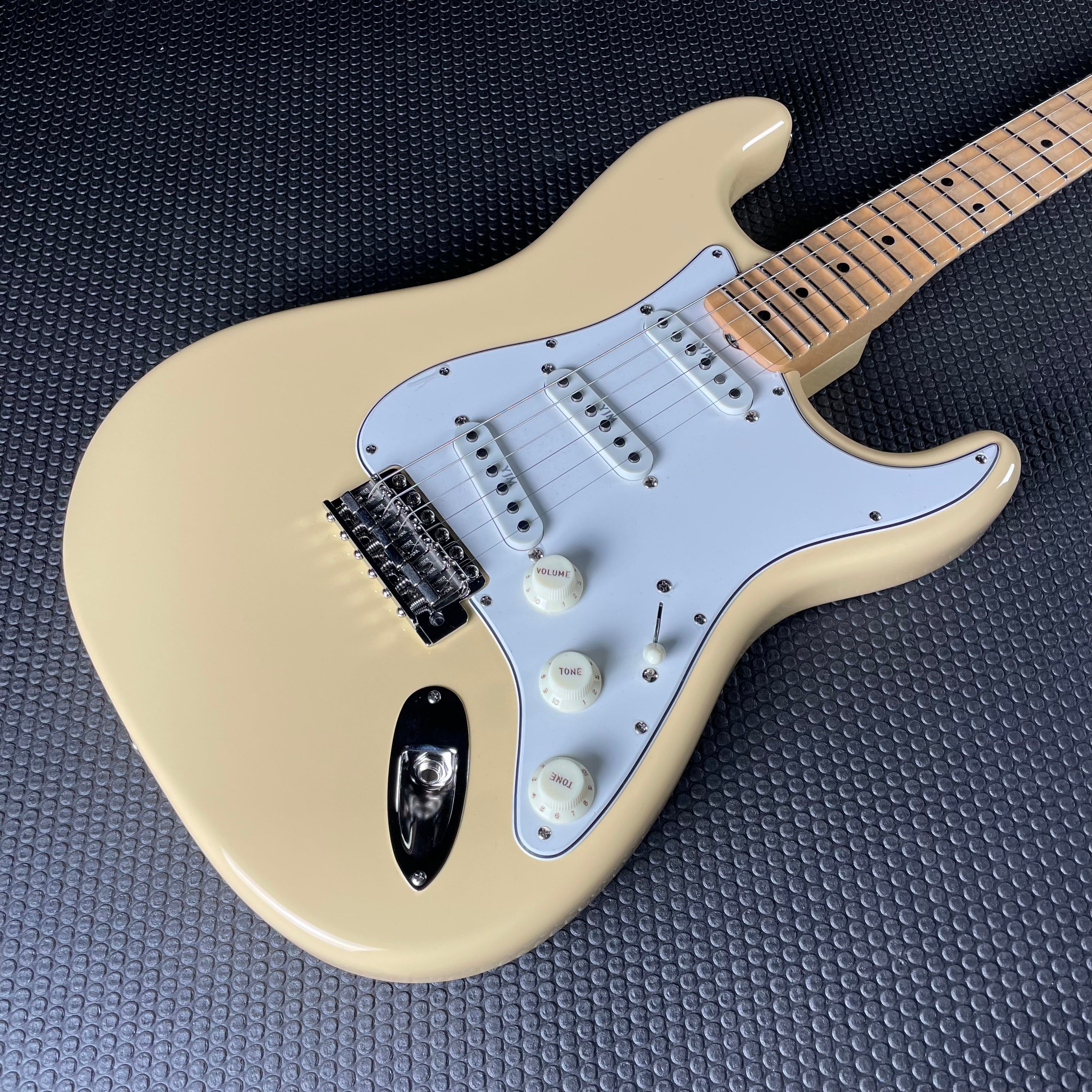 Fender Custom Shop Yngwie Malmsteen Signature, Scalloped
