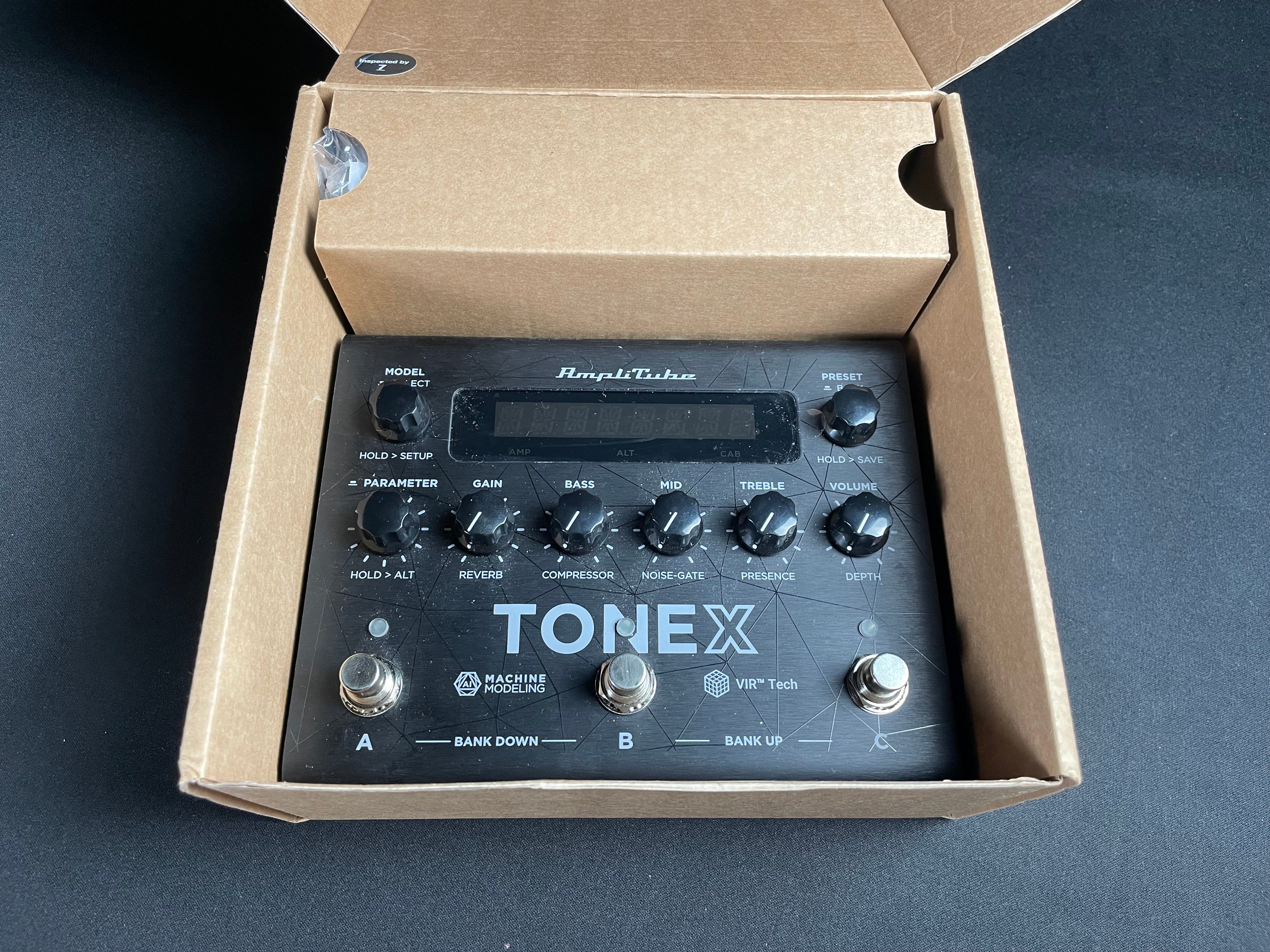 IK Multimedia TONEX Multi-Effects Pedal