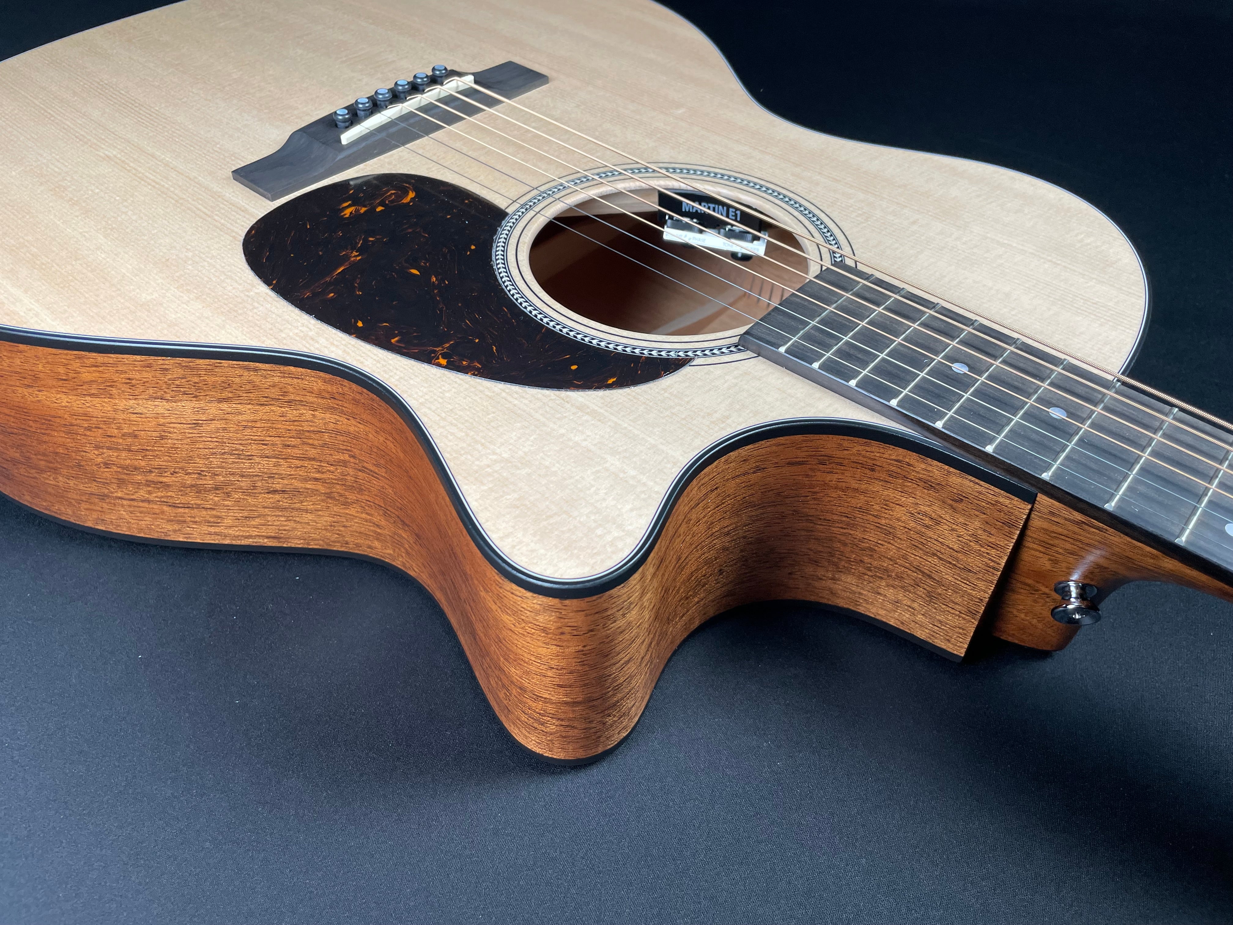 Martin GPC-16E Mahogany w/Hardshell Case - Natural (2025)