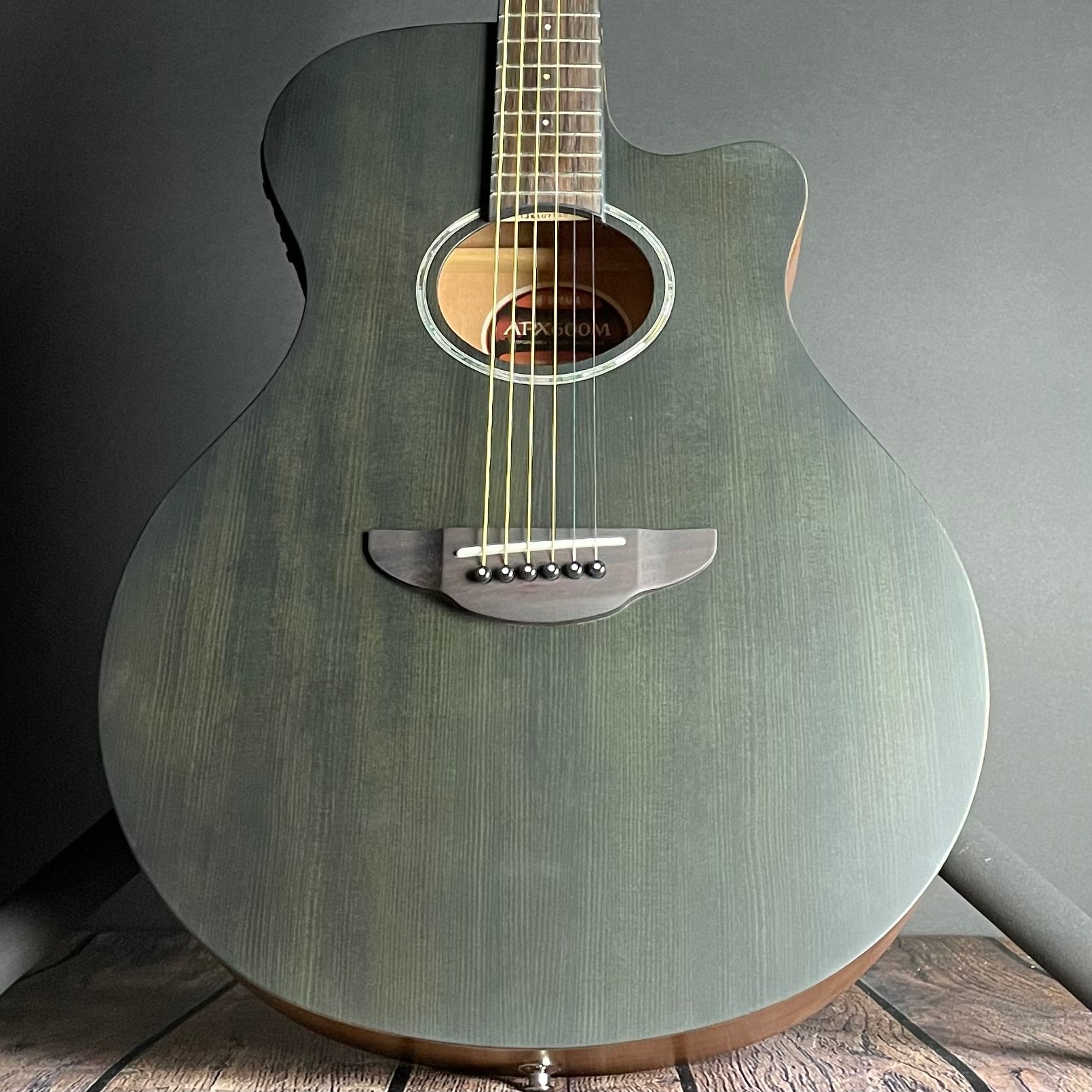 Yamaha APX600M Thinline Acoustic- Smoky Black - Metronome Music Inc.