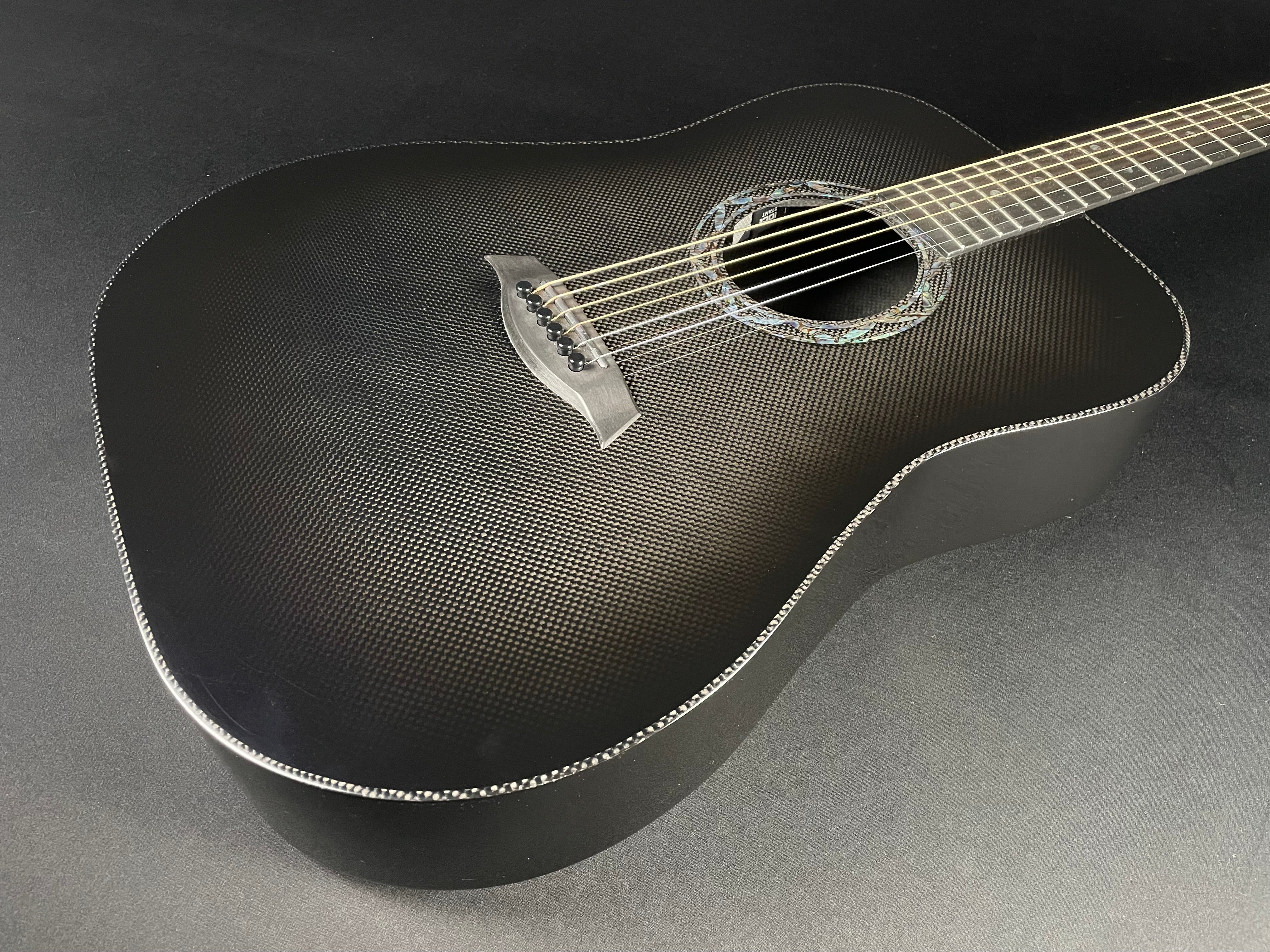 Composite Acoustics Legacy Carbon Fiber Dreadnought w/HSC (2010s)