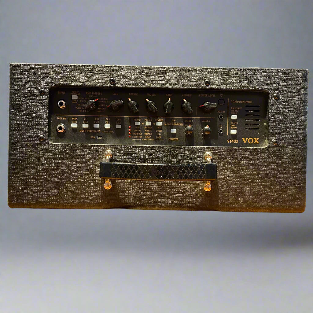Vox VT40X Valvetronix 1x10 Modeling Amp (Used) - Metronome Music Inc.