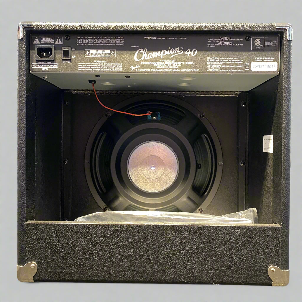 Fender Champion 40 1 x 12 Amplifier (Used) - Metronome Music Inc.