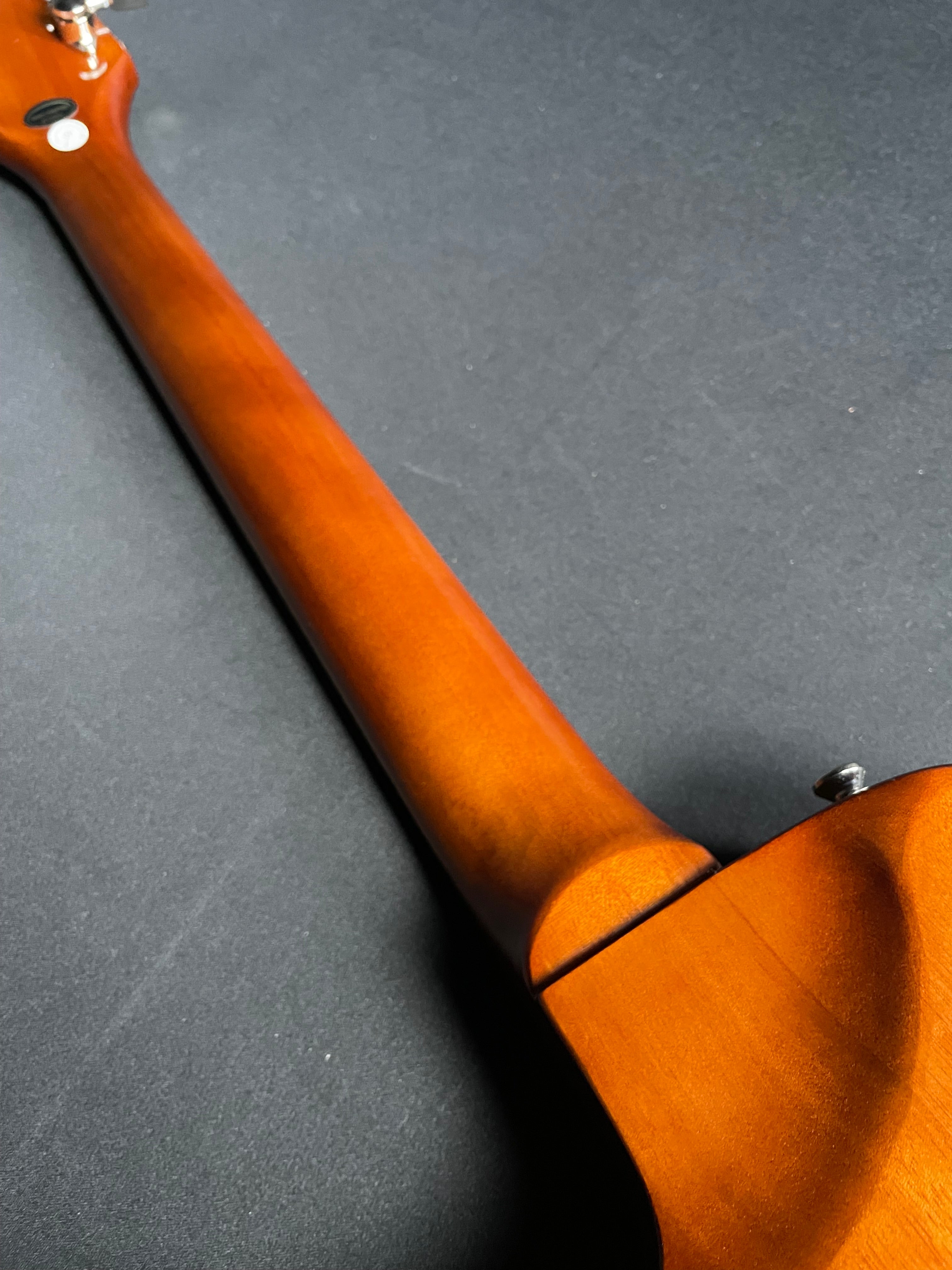 Epiphone Les Paul Modern Figured w/Gig Bag - Iced Tea Fade (2021) - Metronome Music Inc.