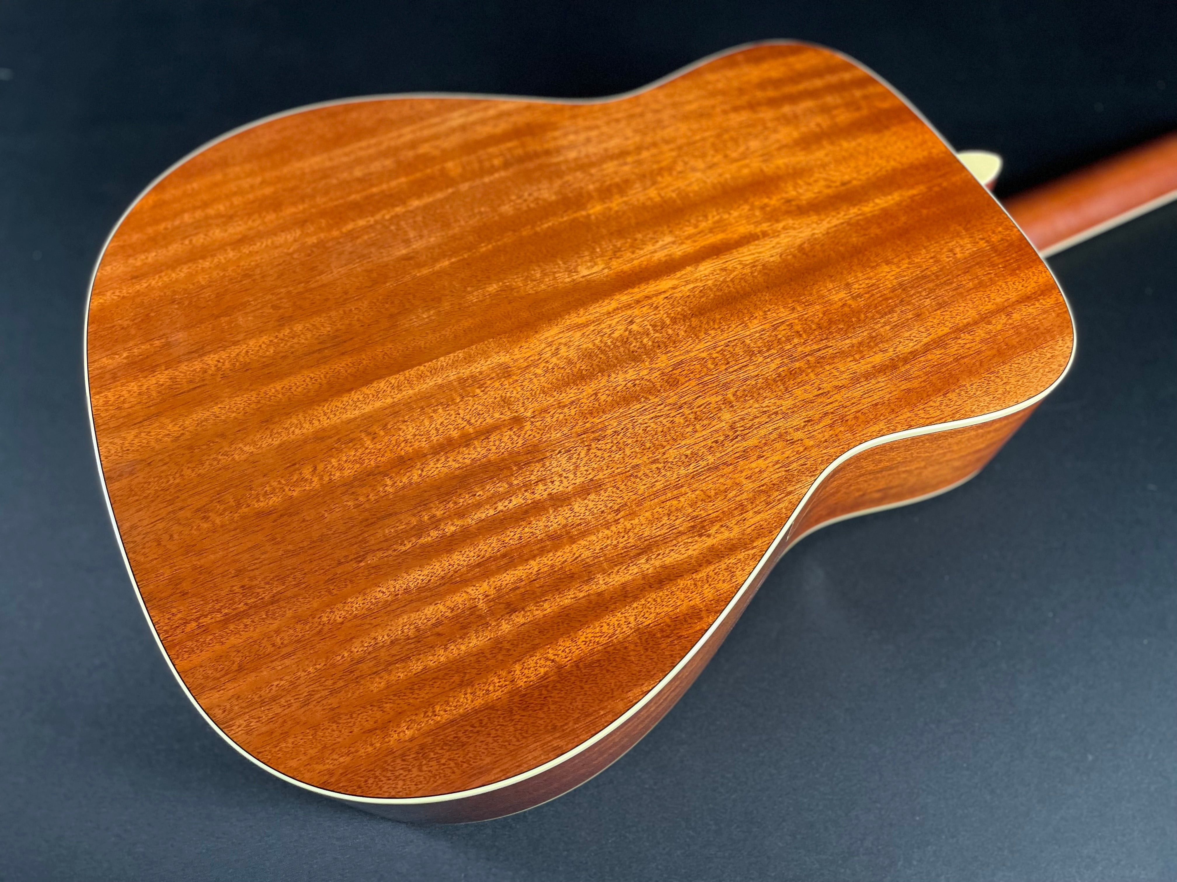 Yamaha FG820L Left Handed Acoustic Guitar
