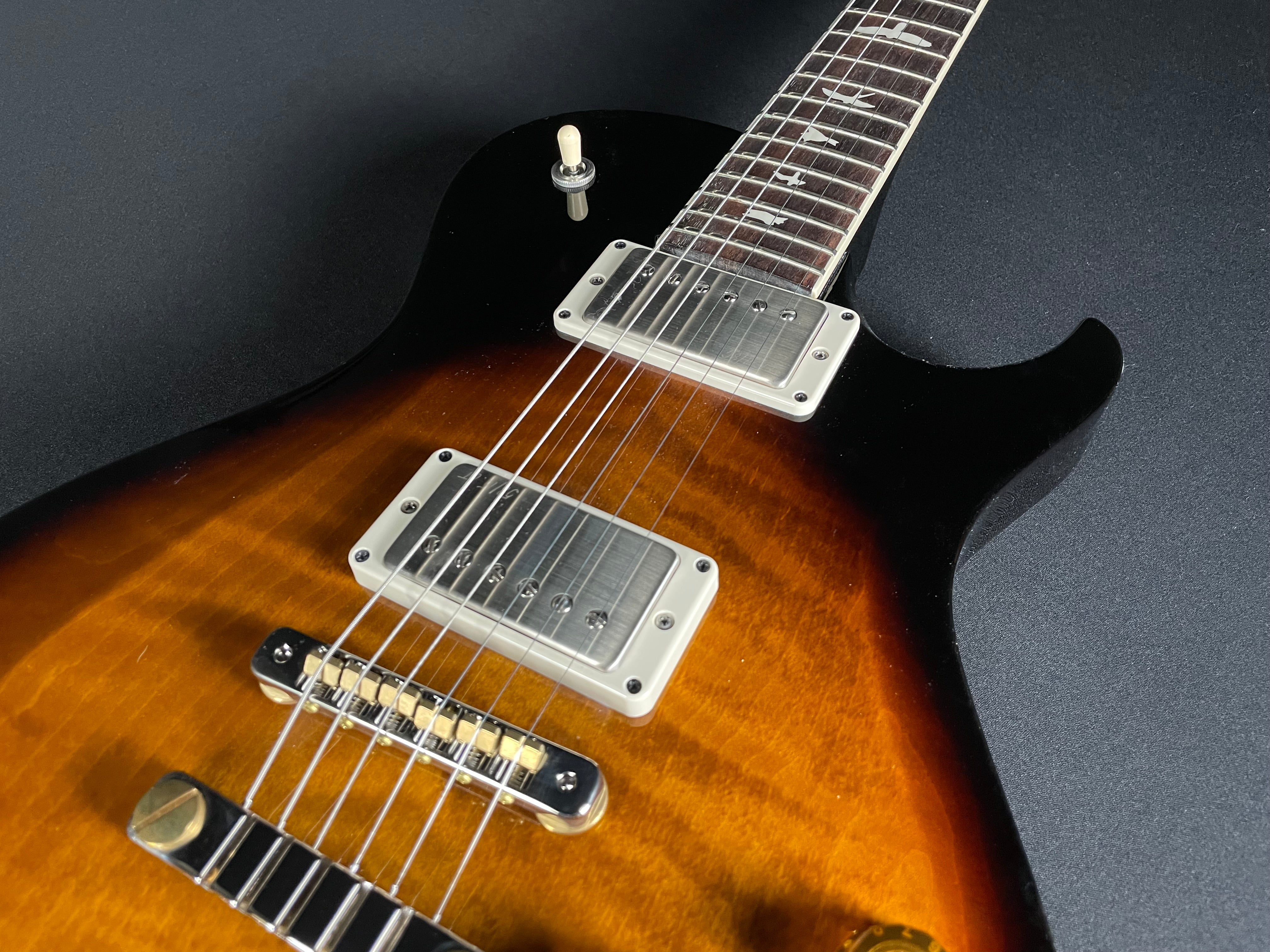 PRS S2 McCarty 594 Singlecut w/Gig Bag - Black Amber - Metronome Music Inc.