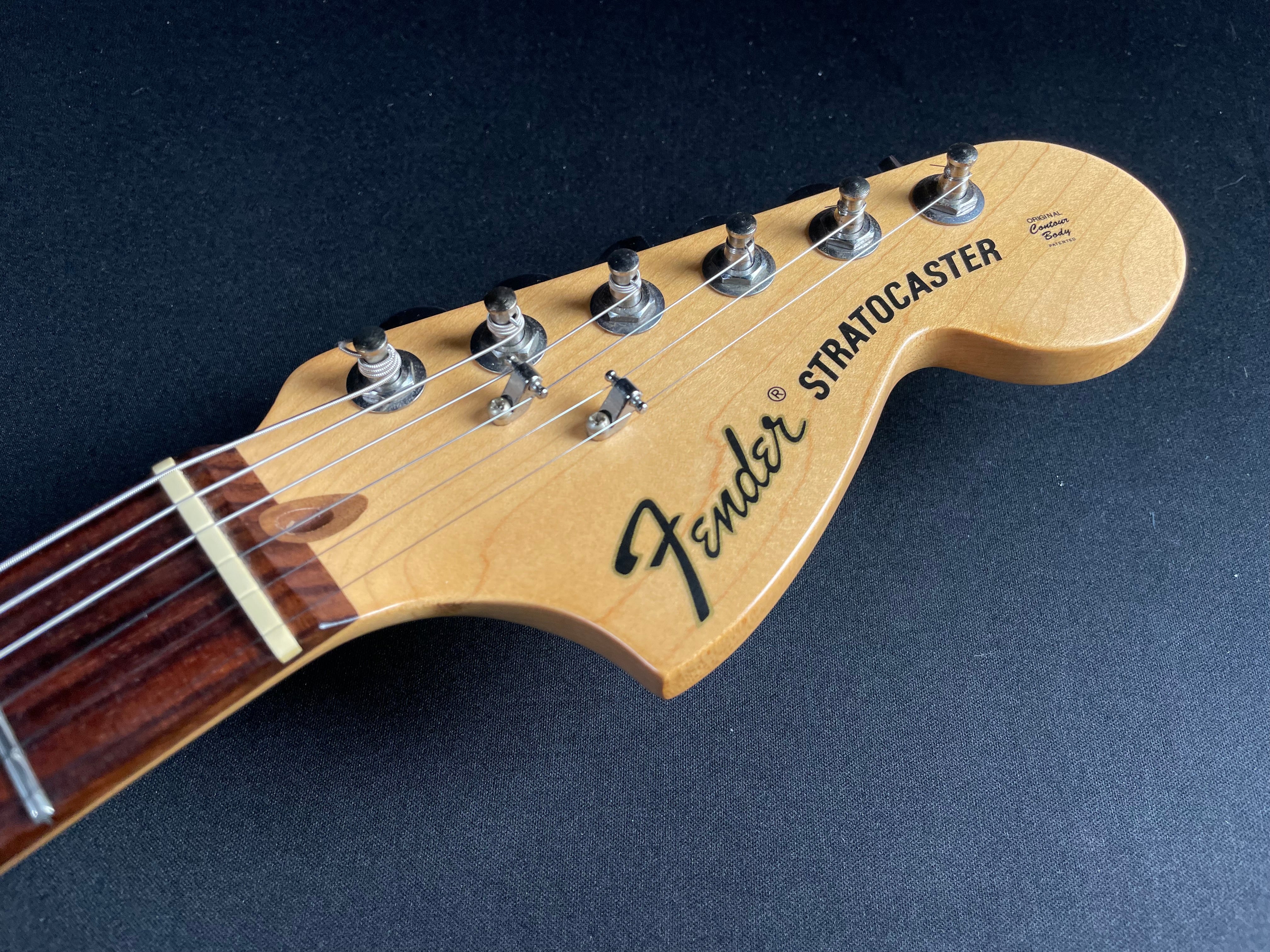 Fender American Special Stratocaster HSS, Rosewood - Black (2010)