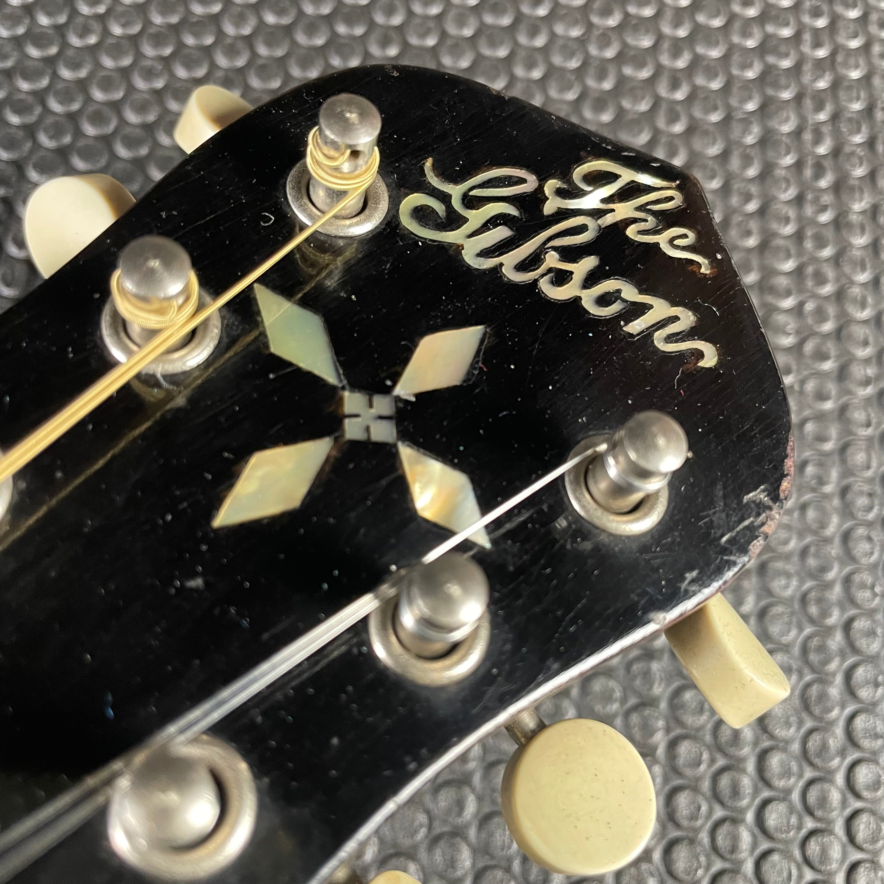 Gibson MB-3 "Mastertone" Mandolin Banjo 1929 (SOLD) - Metronome Music Inc.