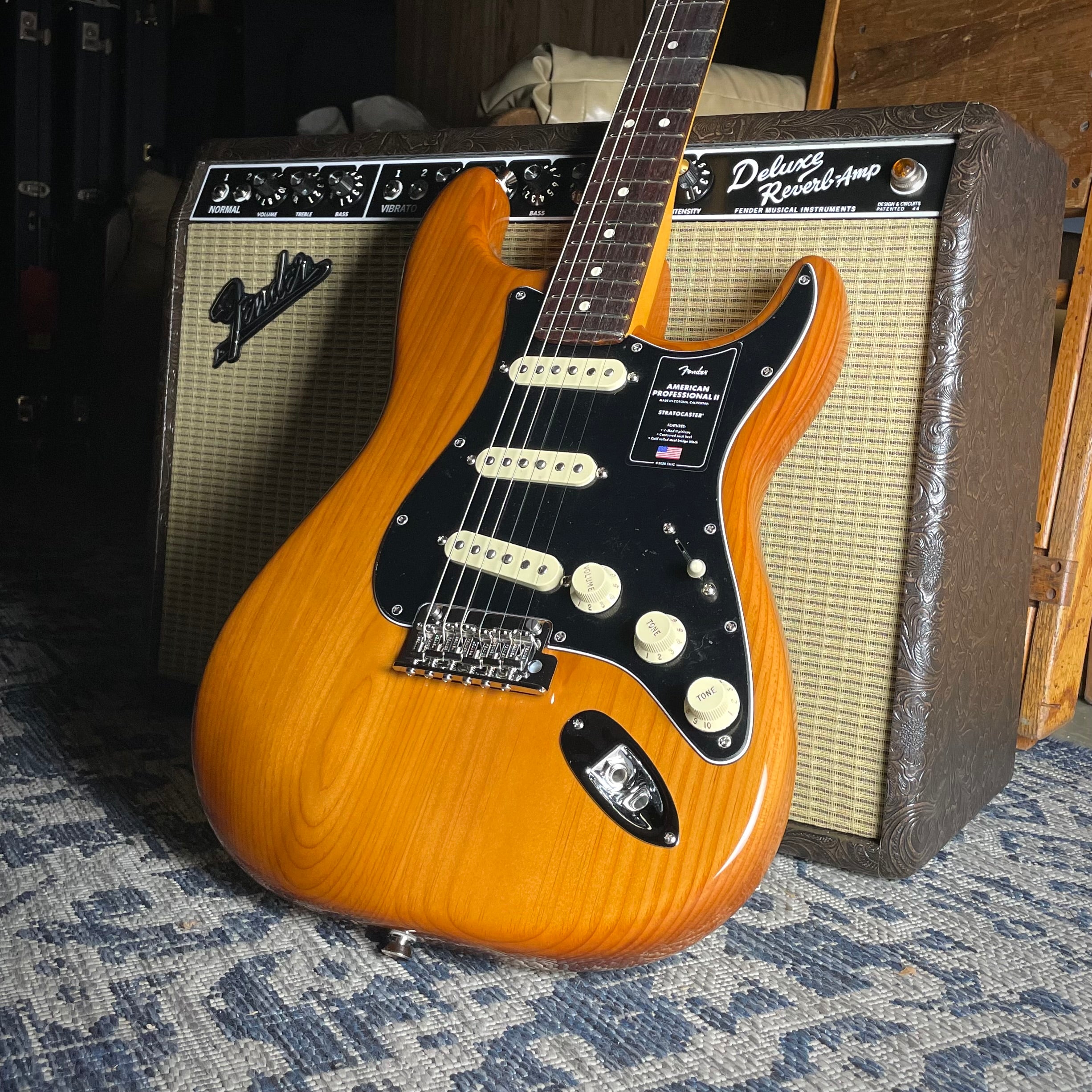 Fender American Professional II Stratocaster, Rosewood- Roasted Pine (7lbs 8oz) - Metronome Music Inc.