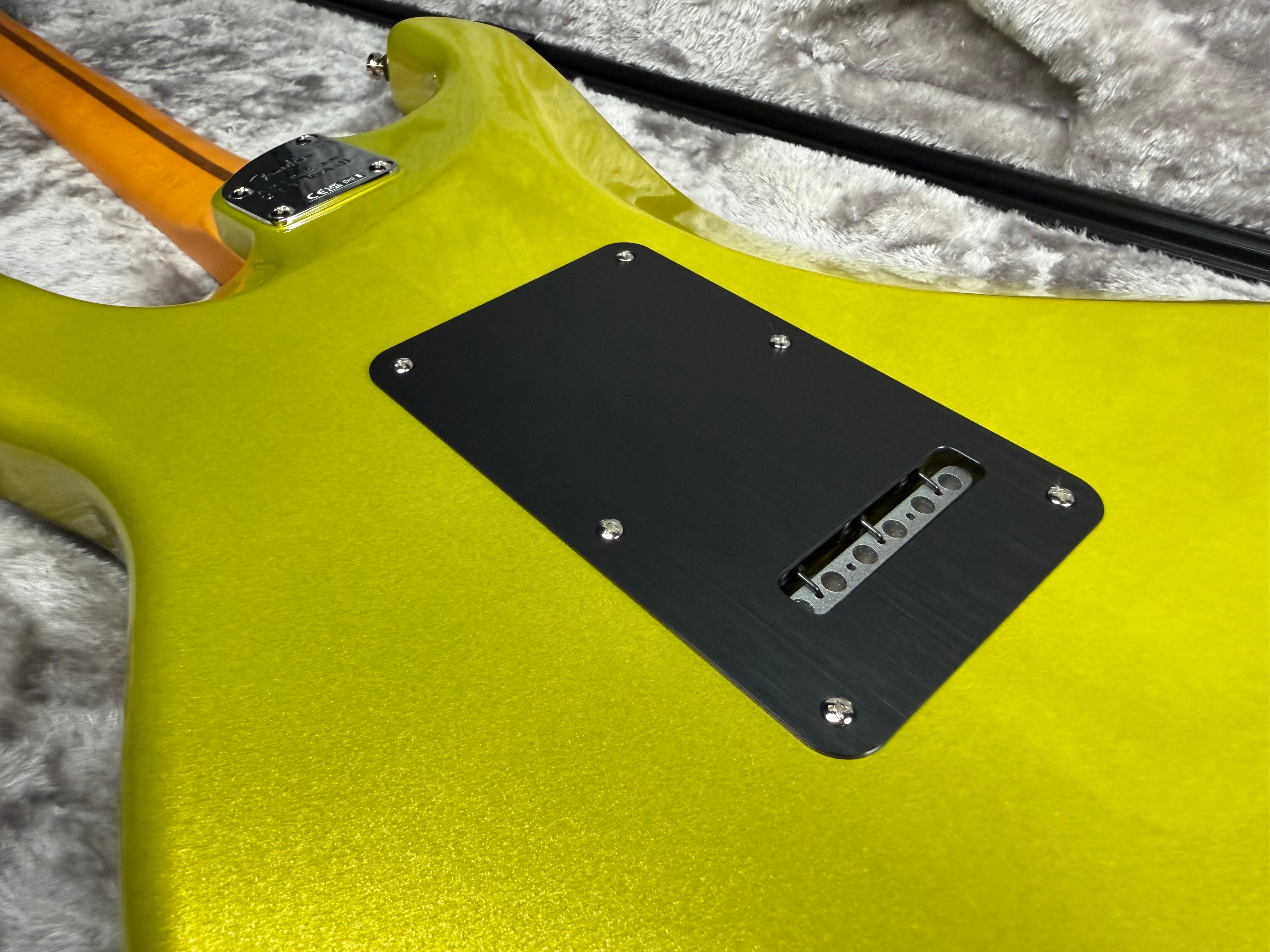Fender American Ultra II Stratocaster HSS, Maple- Solar Flare (2025)