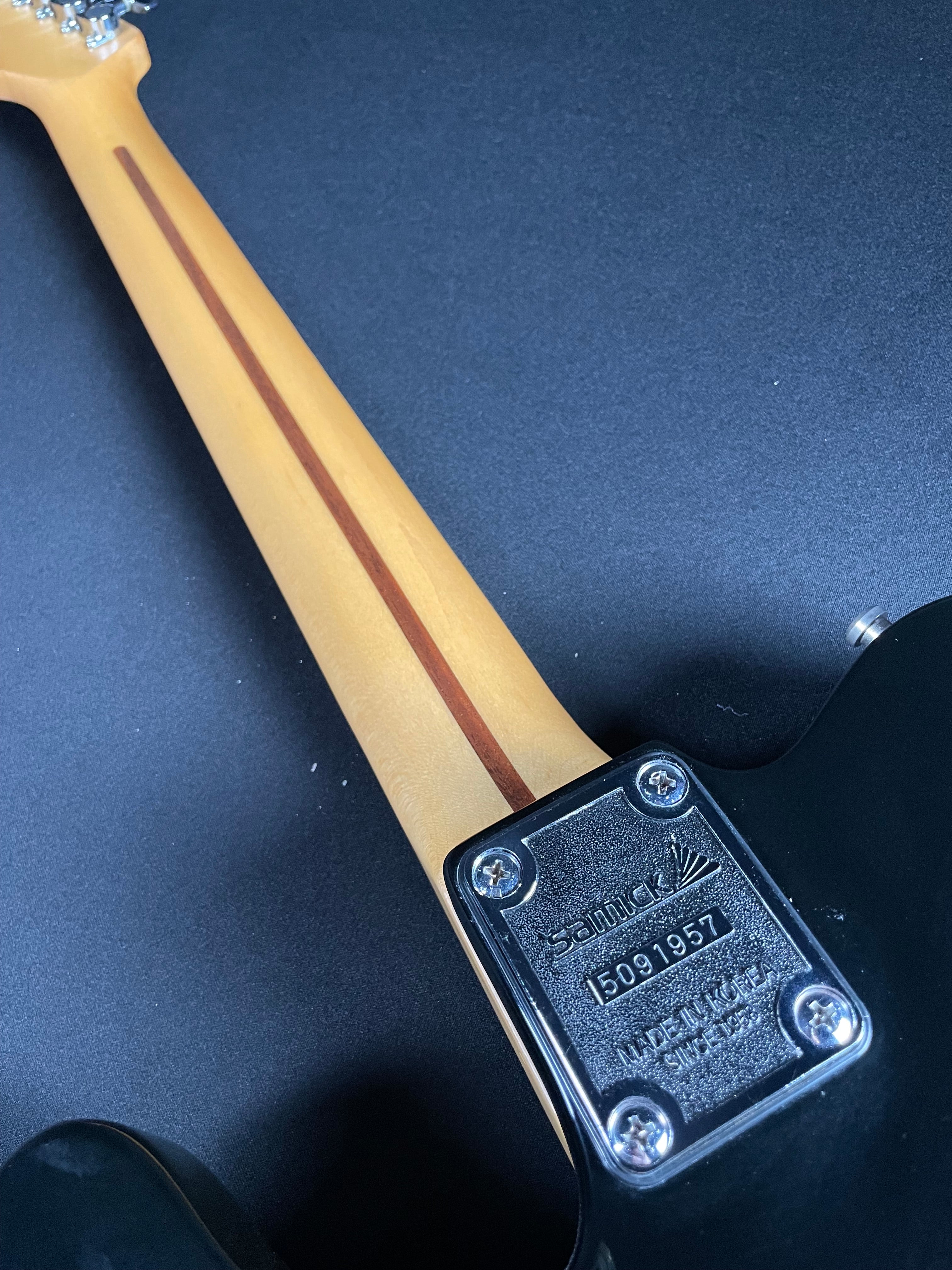 Samick STR-100 Ray Benson Signature - Sunburst (1995) - Metronome Music Inc.