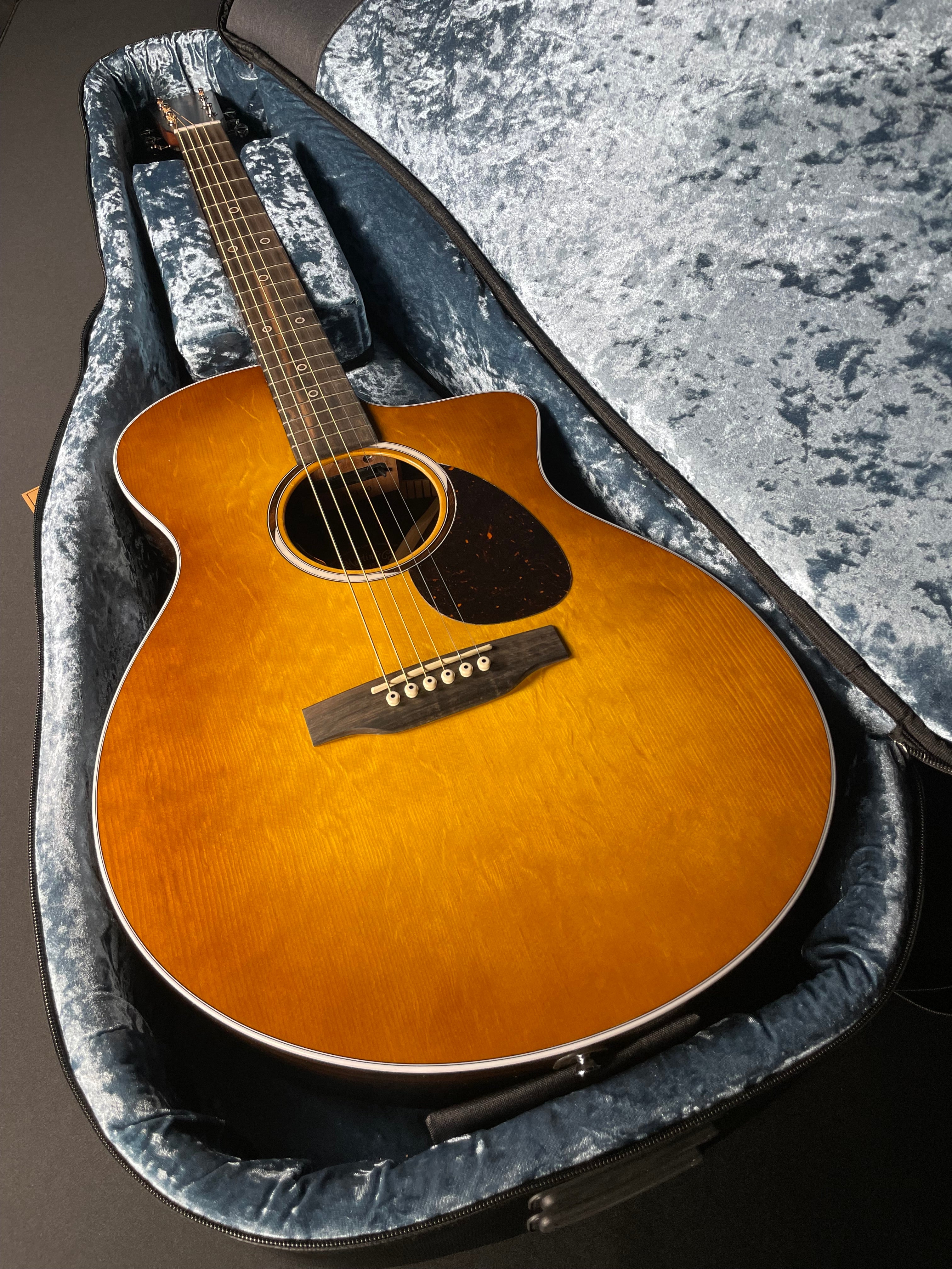 Martin SC-13E Special Burst Acoustic-Electric w/Soft Case